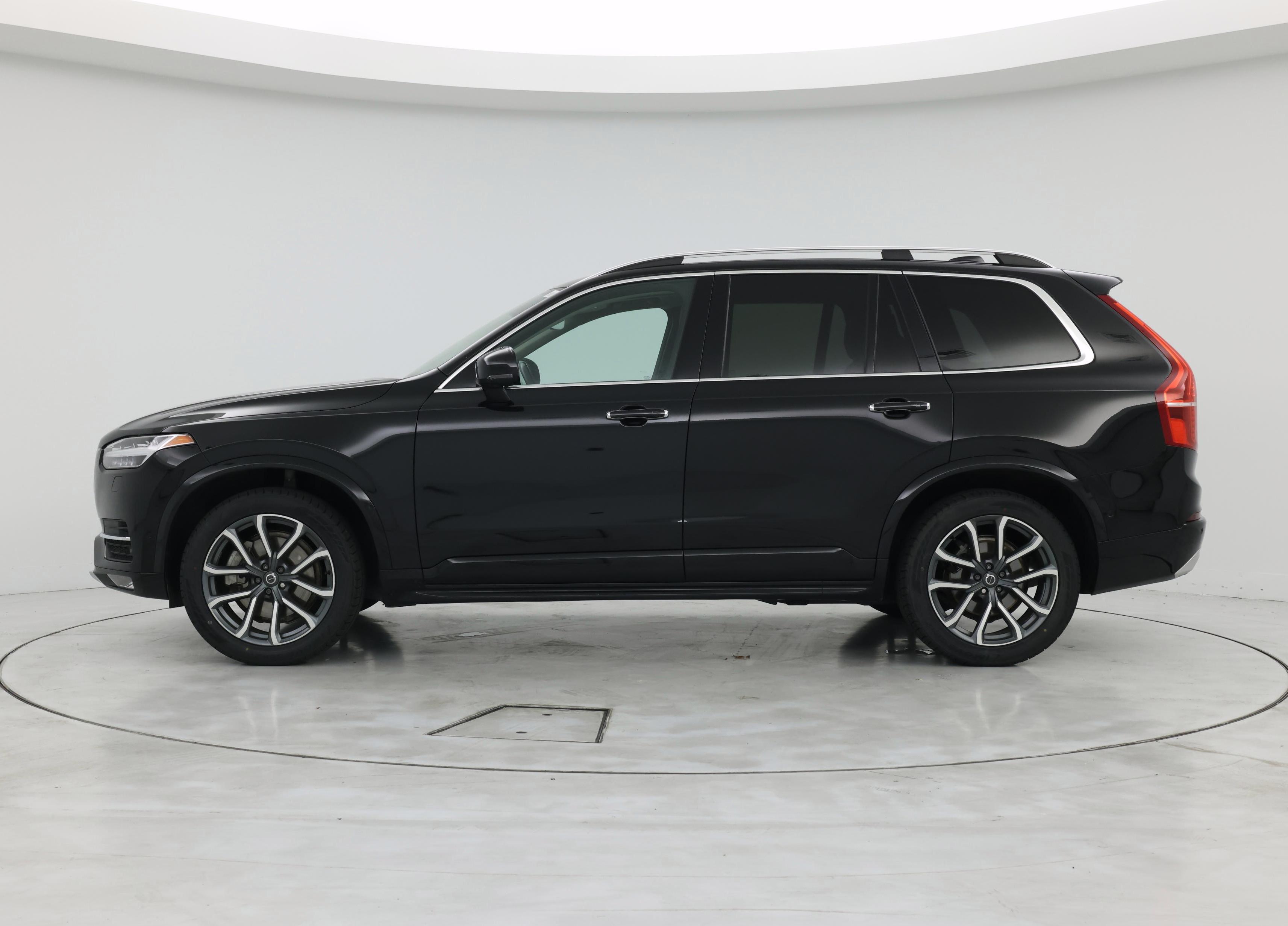 Thumbnail: 2019 Volvo XC90 - 3