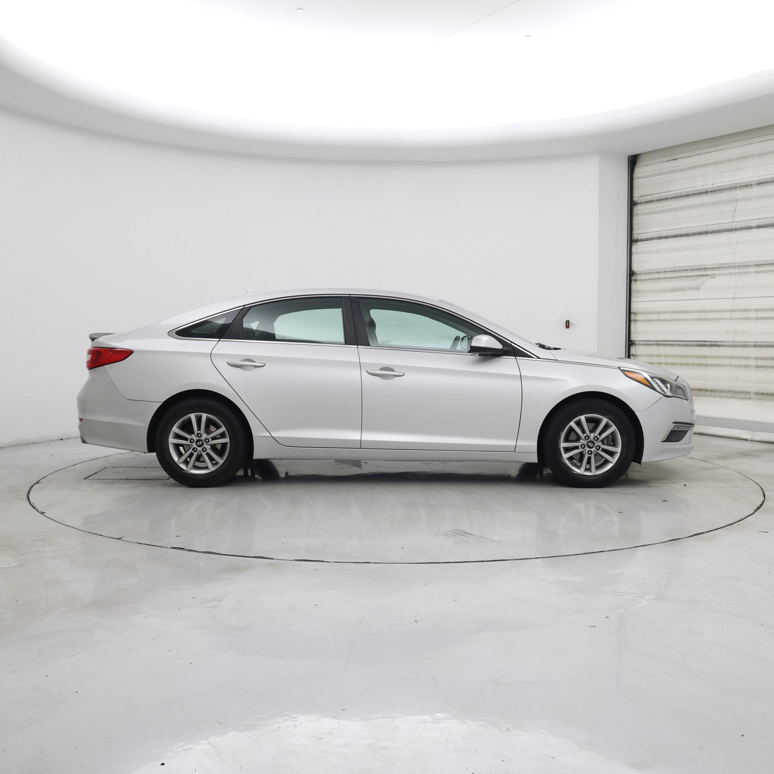 Thumbnail: 2015 Hyundai Sonata - 7
