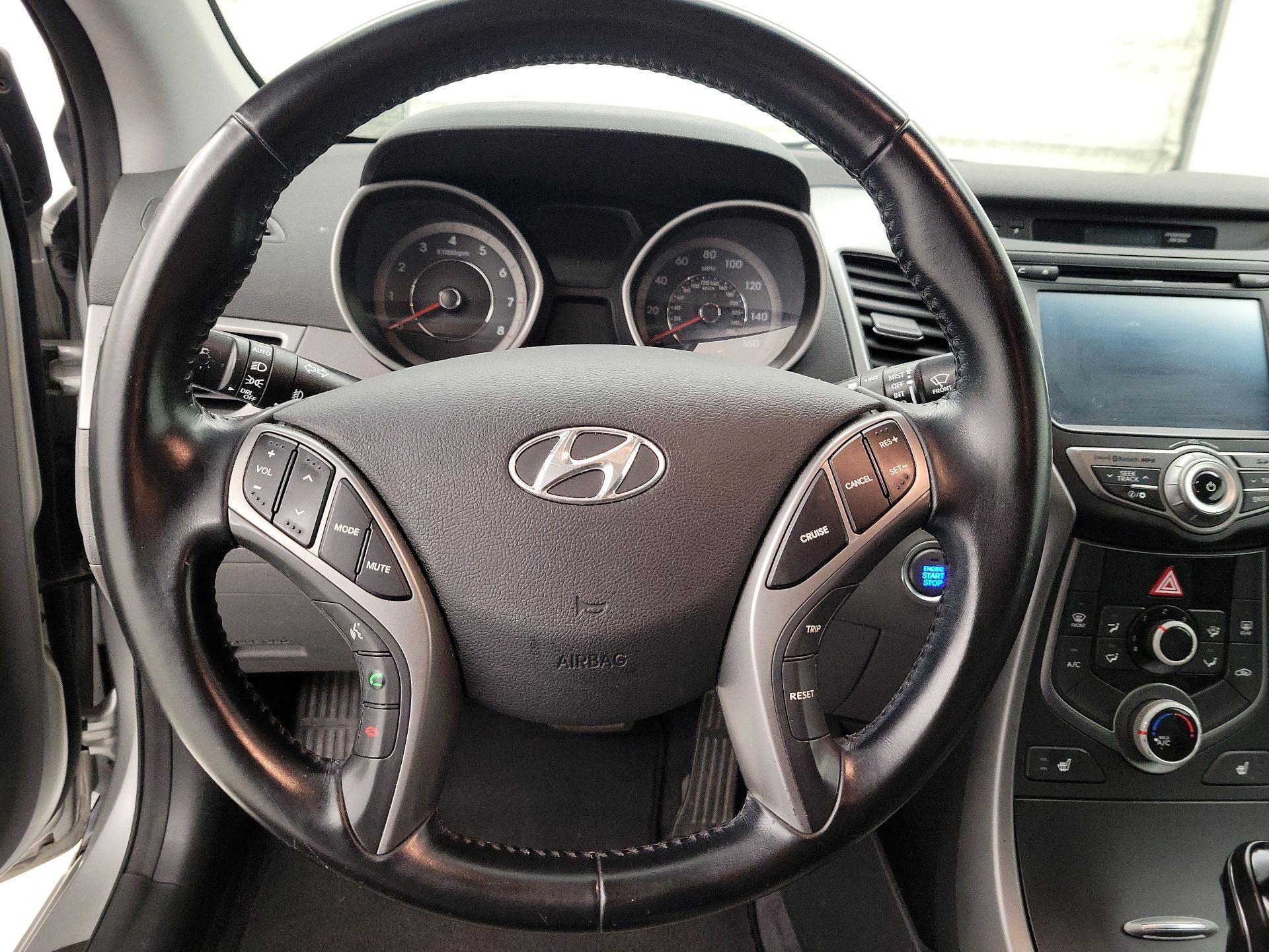 Thumbnail: 2014 Hyundai Elantra - 10