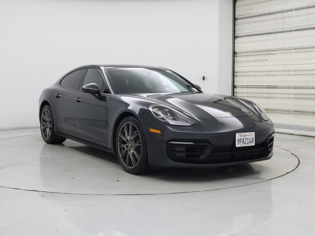 2022 Porsche Panamera