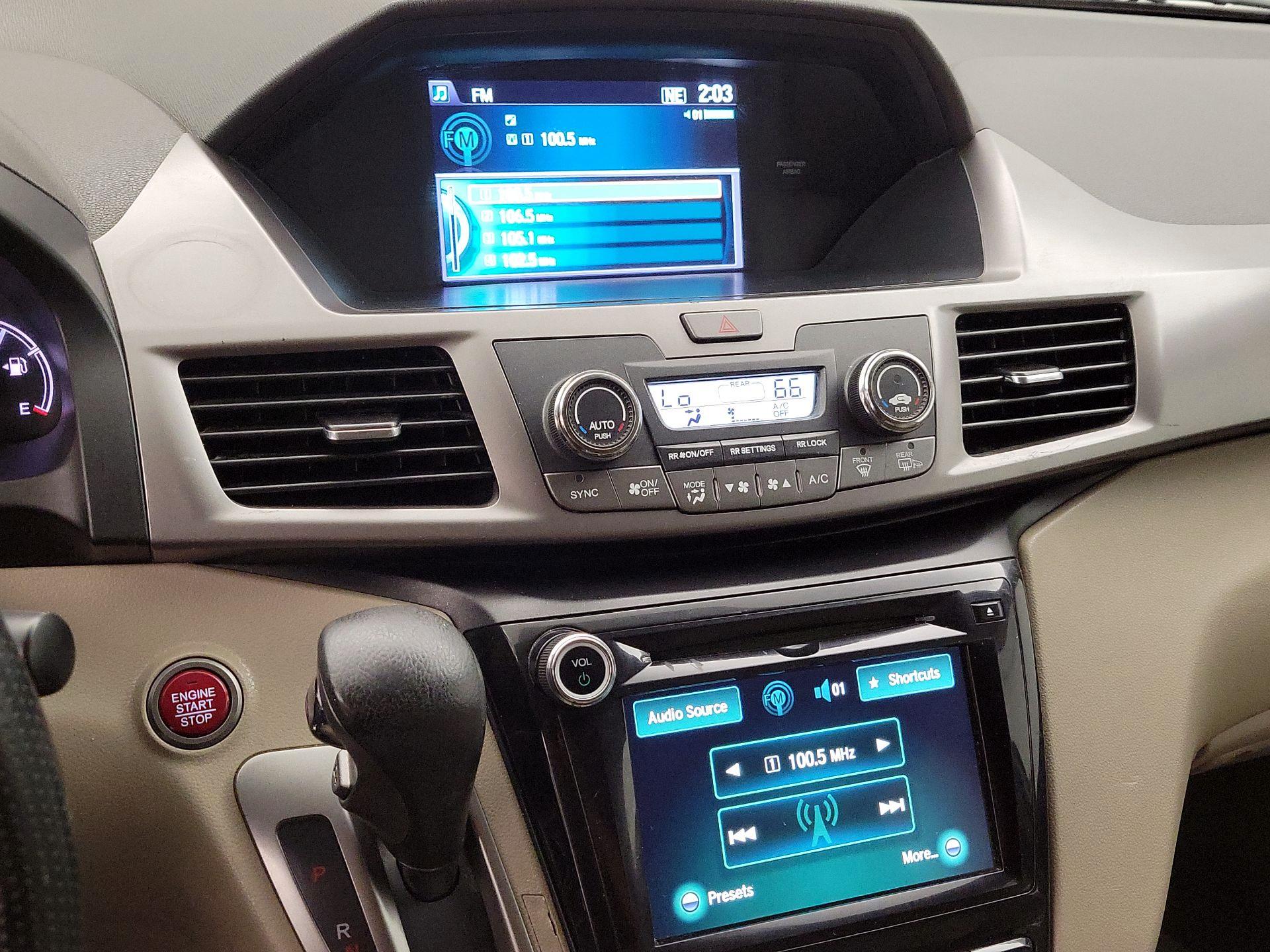 Thumbnail: 2016 Honda Odyssey - 15