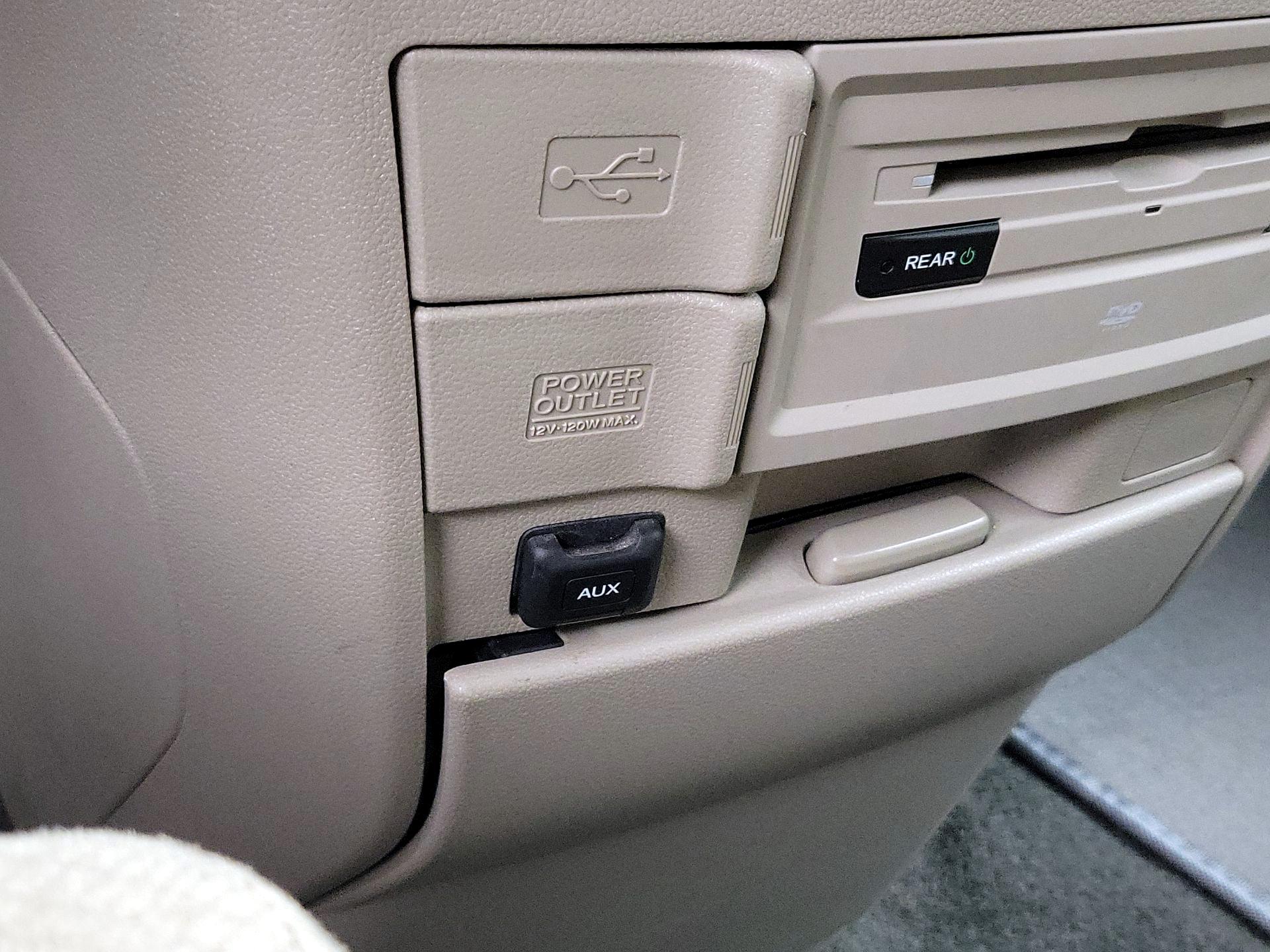 Thumbnail: 2016 Honda Odyssey - 18