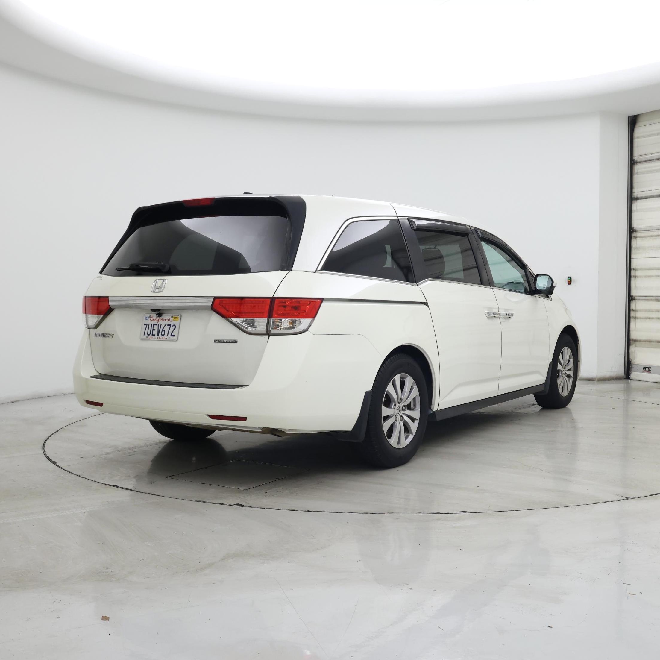 Thumbnail: 2016 Honda Odyssey - 8