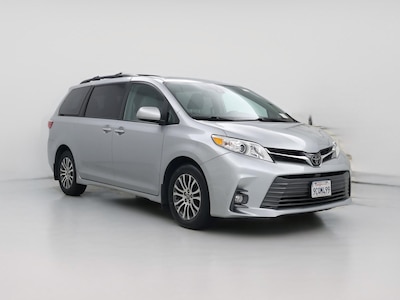 2019 Toyota Sienna XLE -
                Sacramento, CA