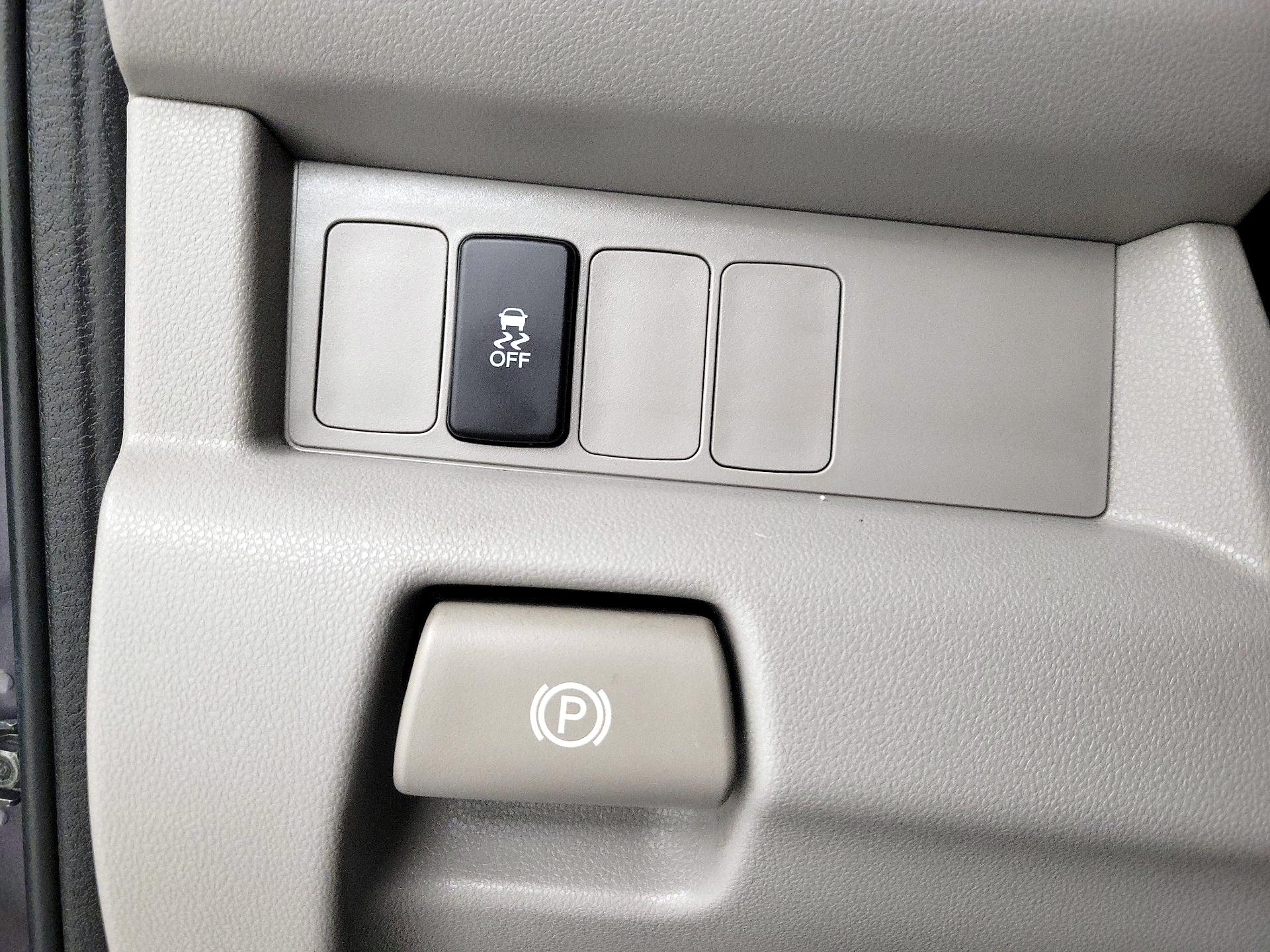 Thumbnail: 2015 Honda Pilot - 13