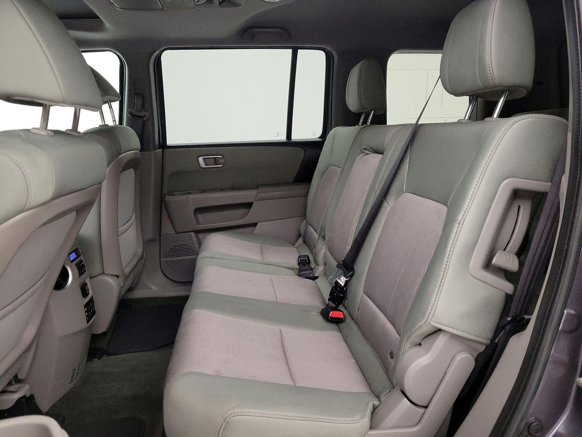 Thumbnail: 2015 Honda Pilot - 18