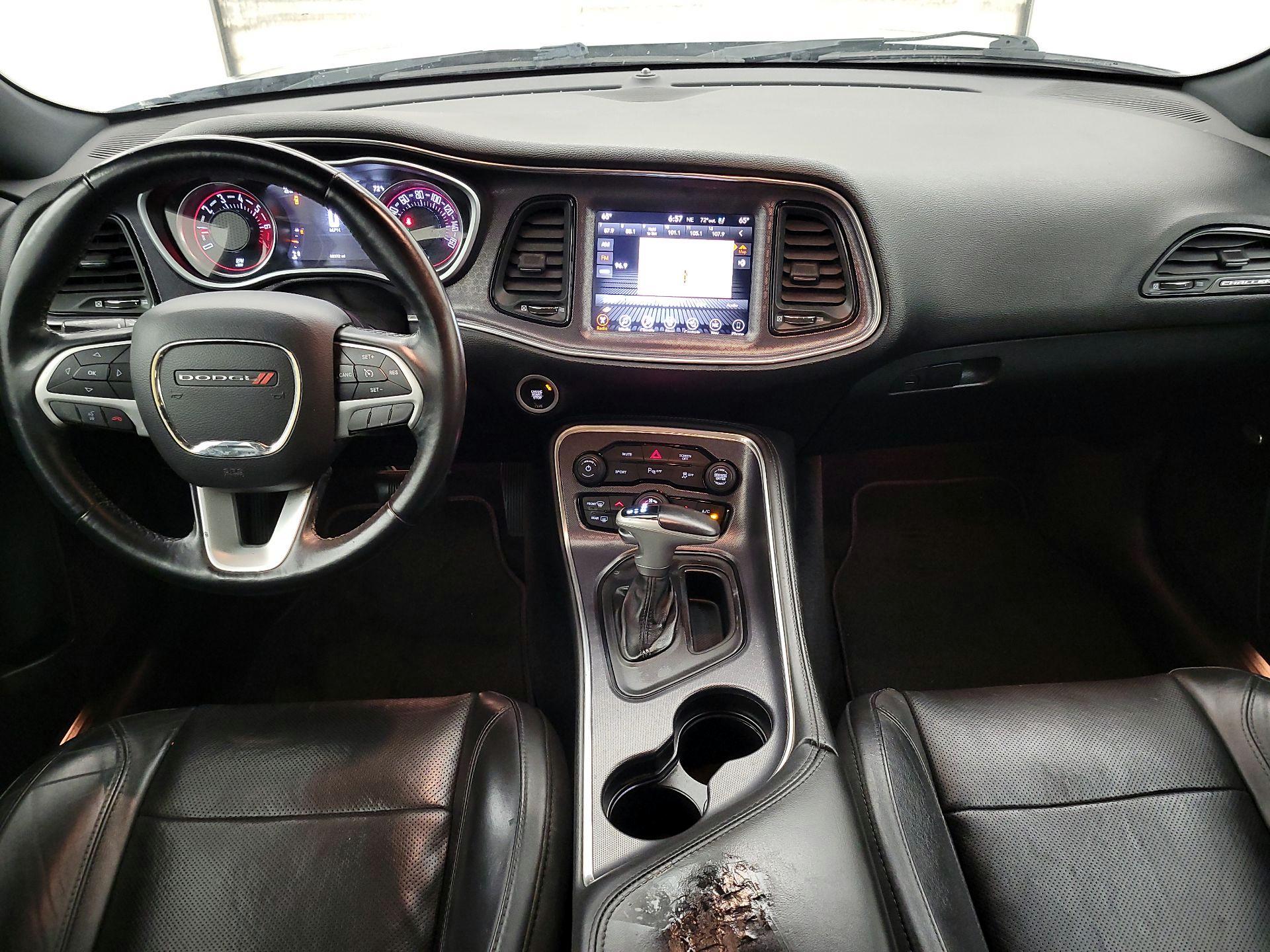 Thumbnail: 2017 Dodge Challenger - 9