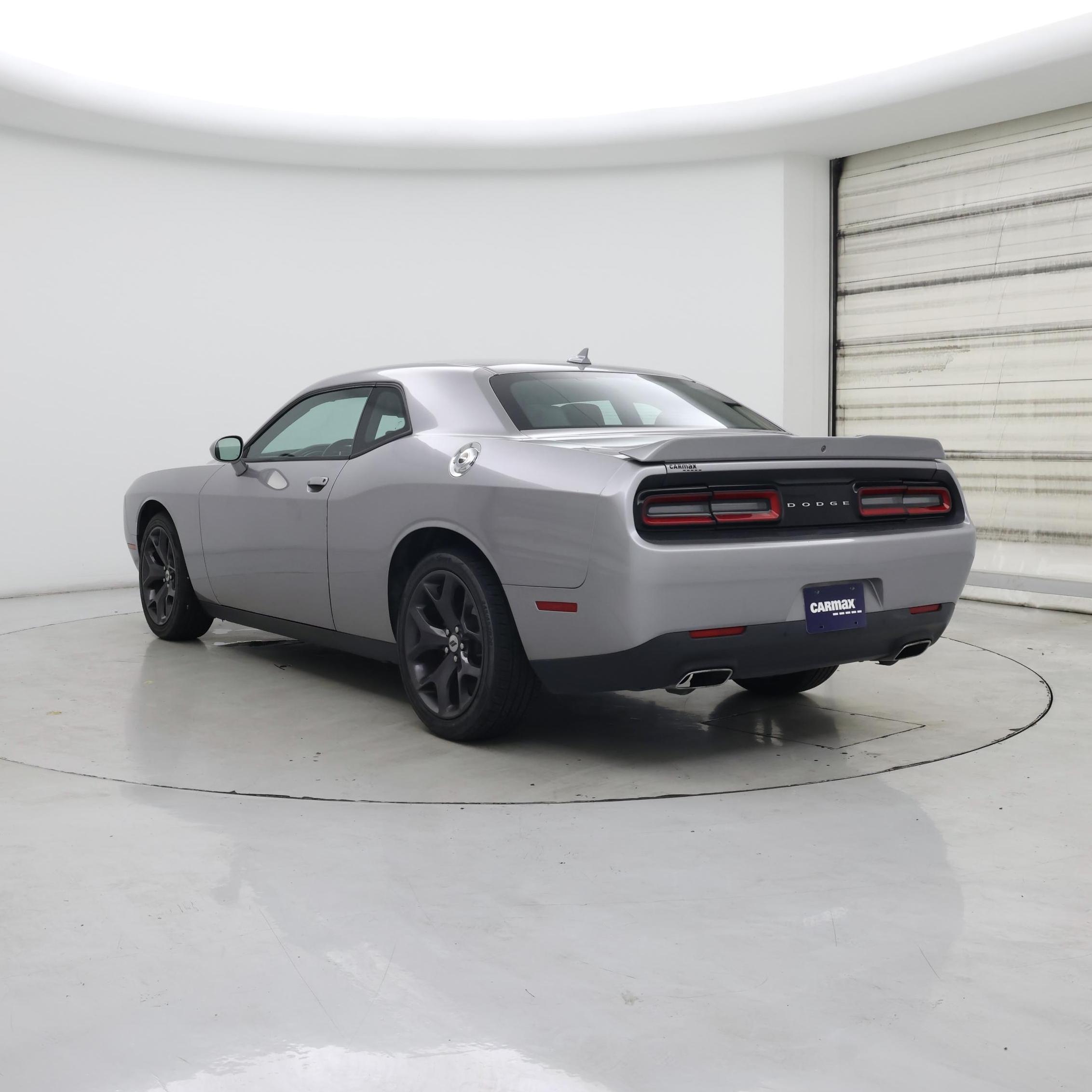 Thumbnail: 2017 Dodge Challenger - 2