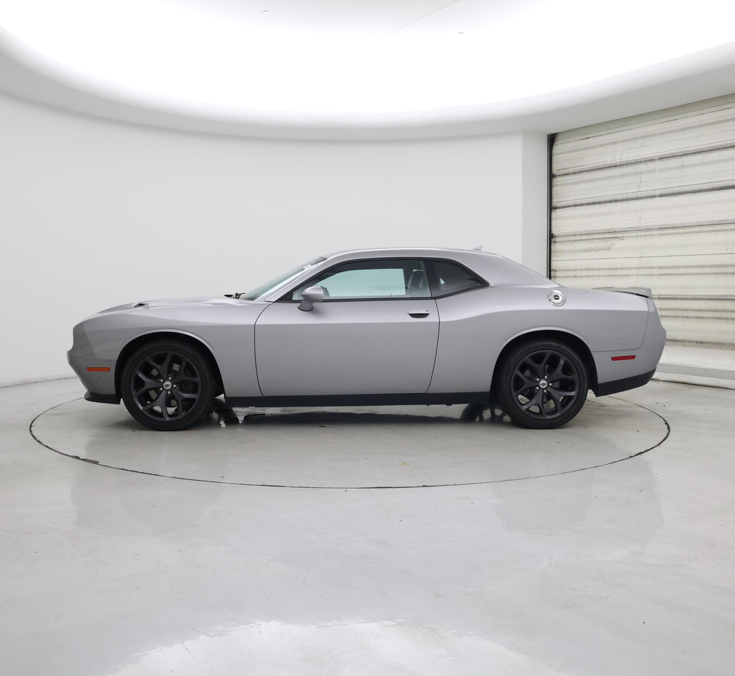 Thumbnail: 2017 Dodge Challenger - 3