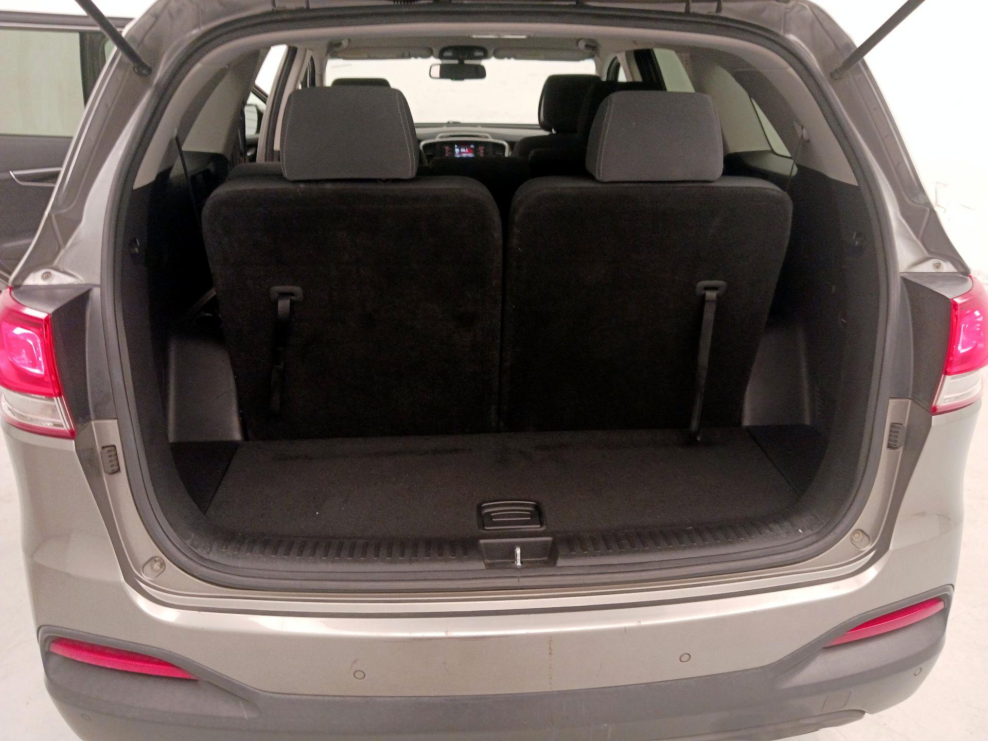 Thumbnail: 2016 Kia Sorento - 20
