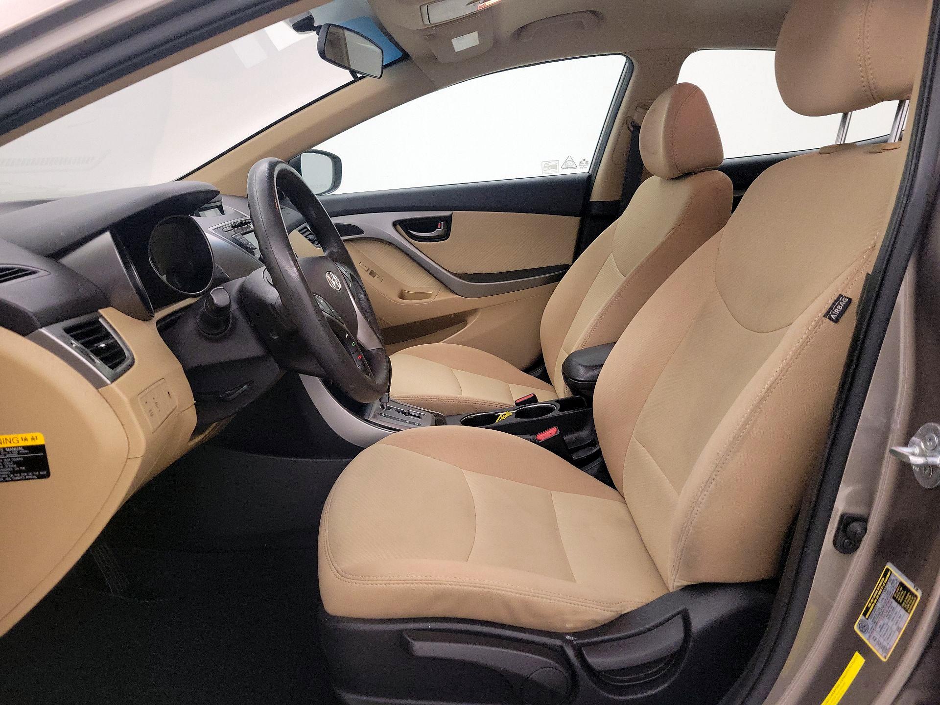 Thumbnail: 2013 Hyundai Elantra - 11