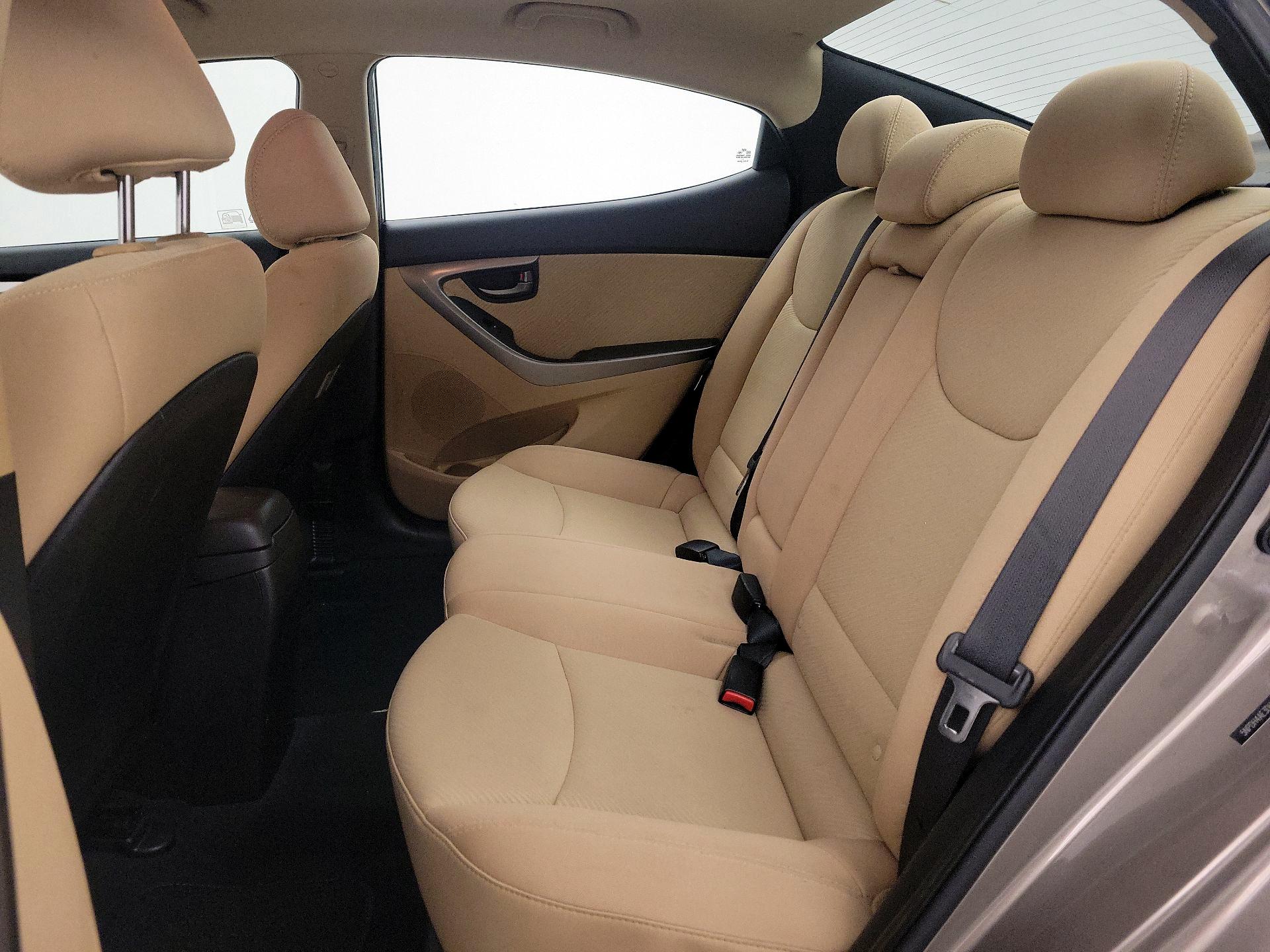 Thumbnail: 2013 Hyundai Elantra - 18