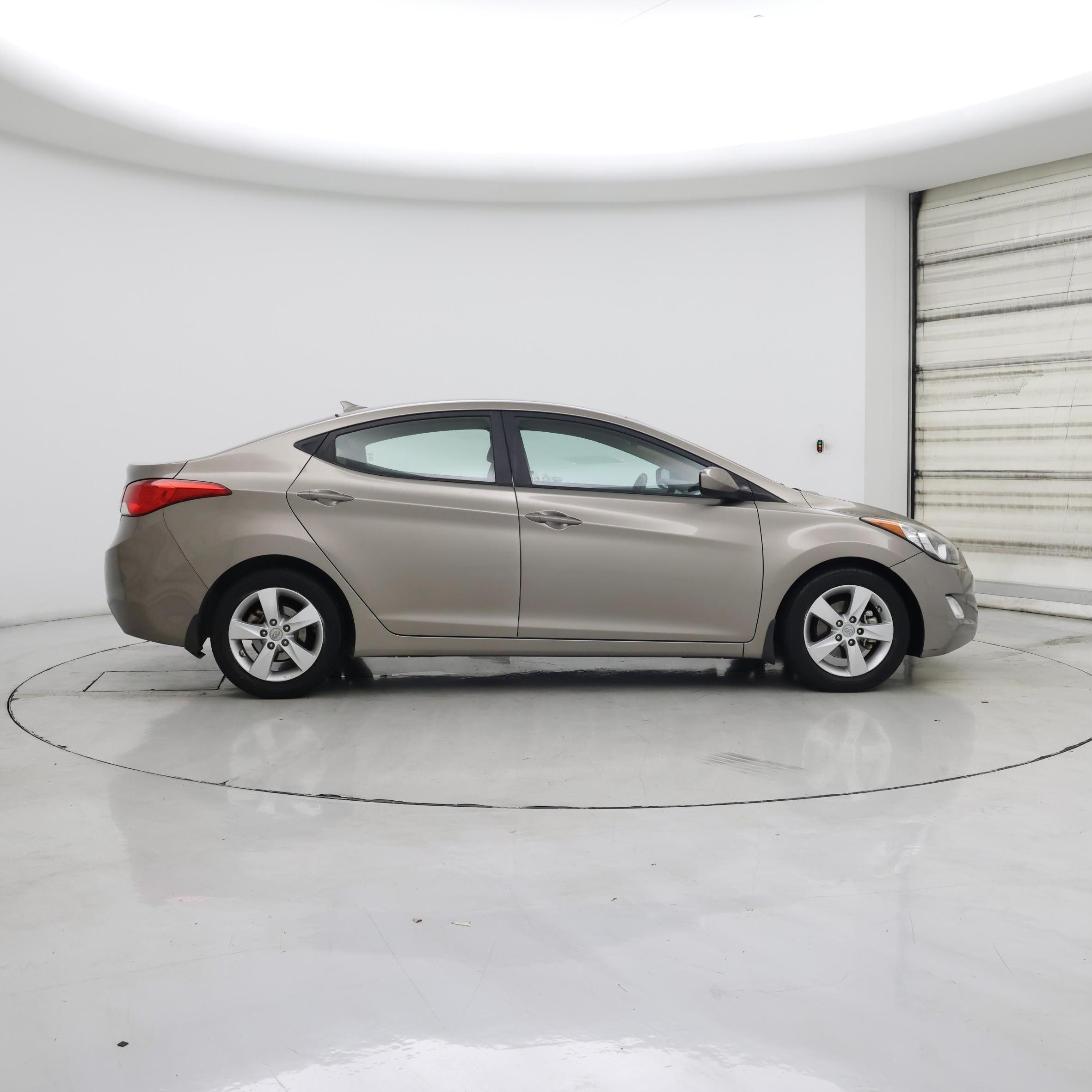 Thumbnail: 2013 Hyundai Elantra - 7