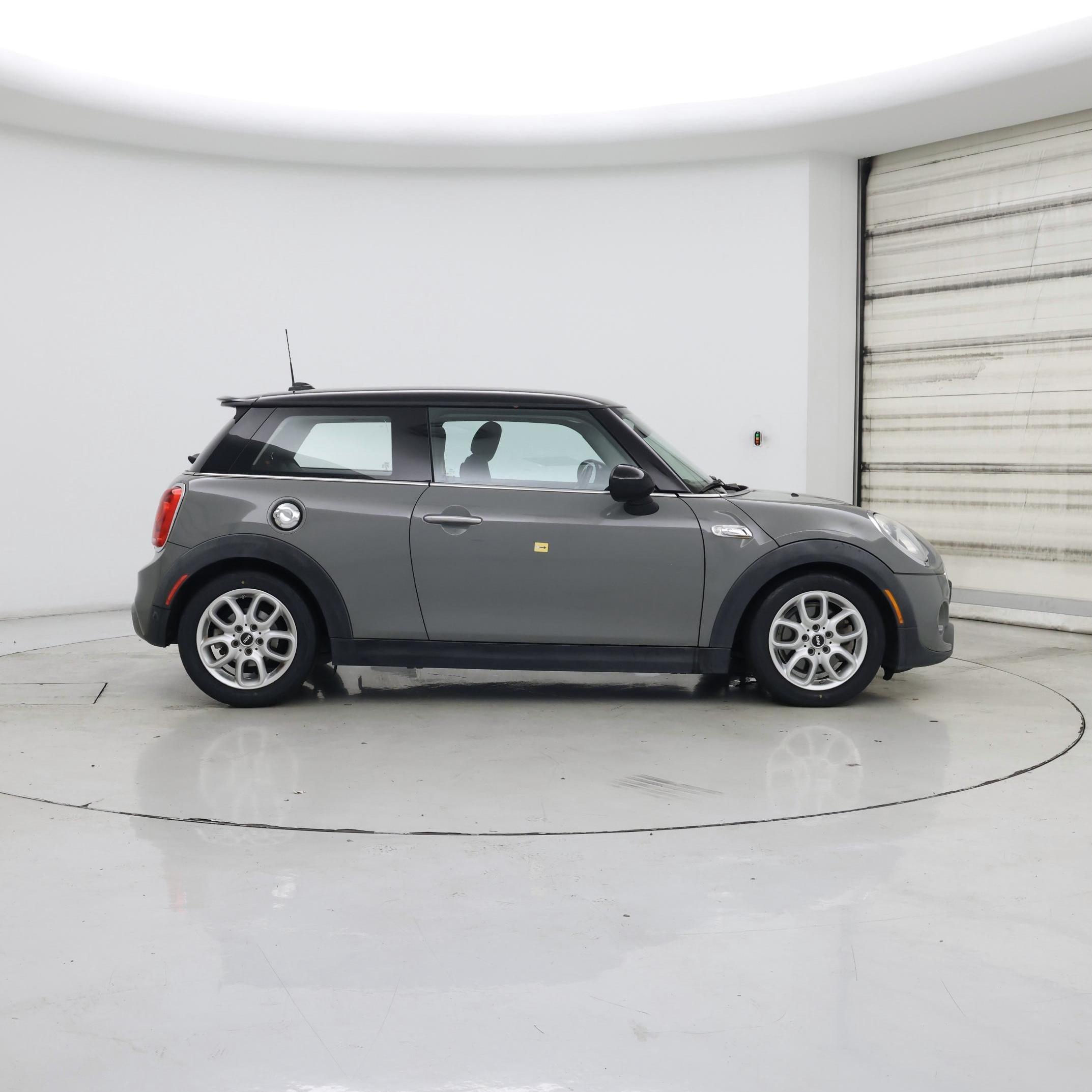 Thumbnail: 2015 MINI Cooper Hardtop - 7
