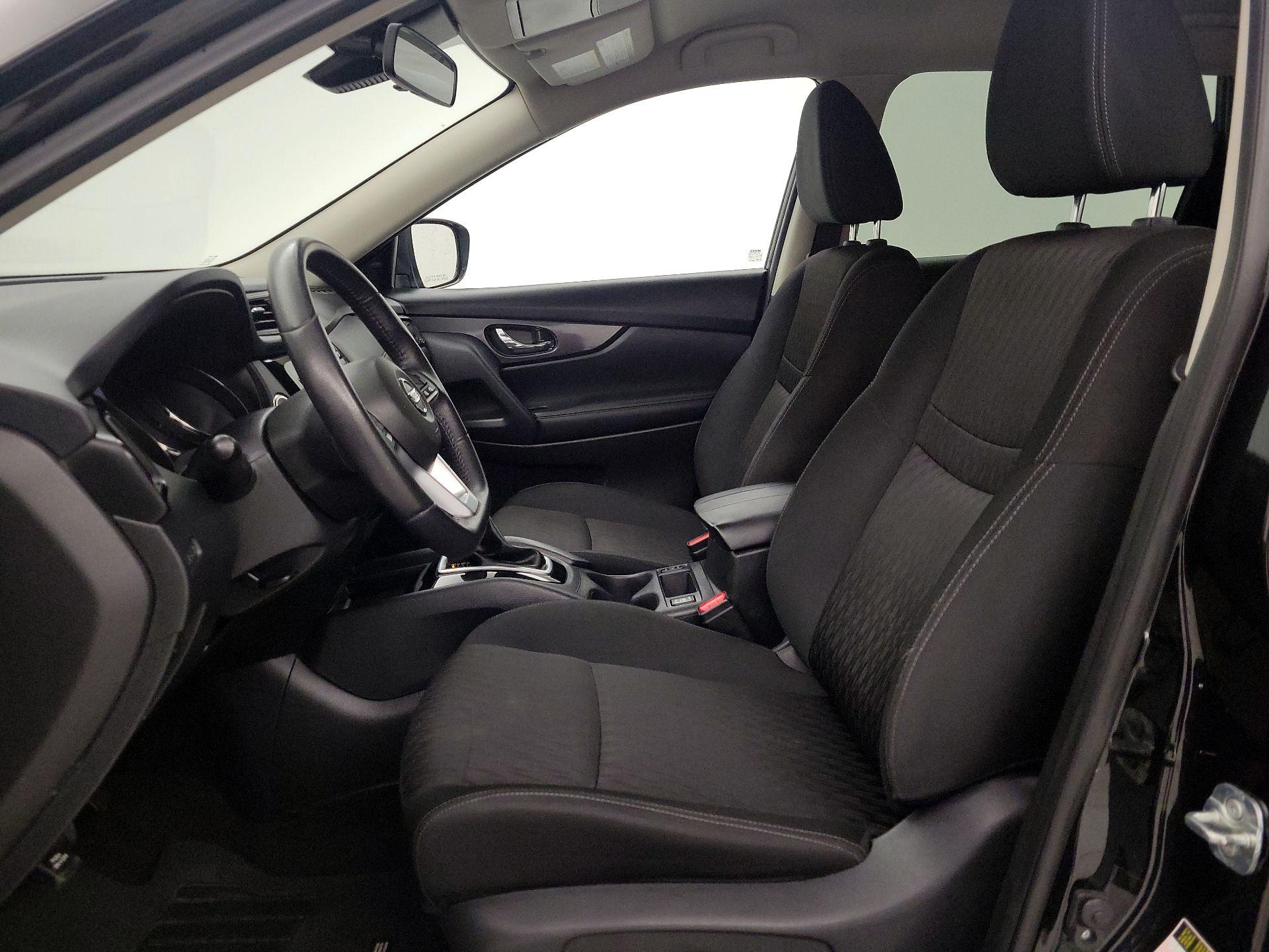 Thumbnail: 2019 Nissan Rogue - 11