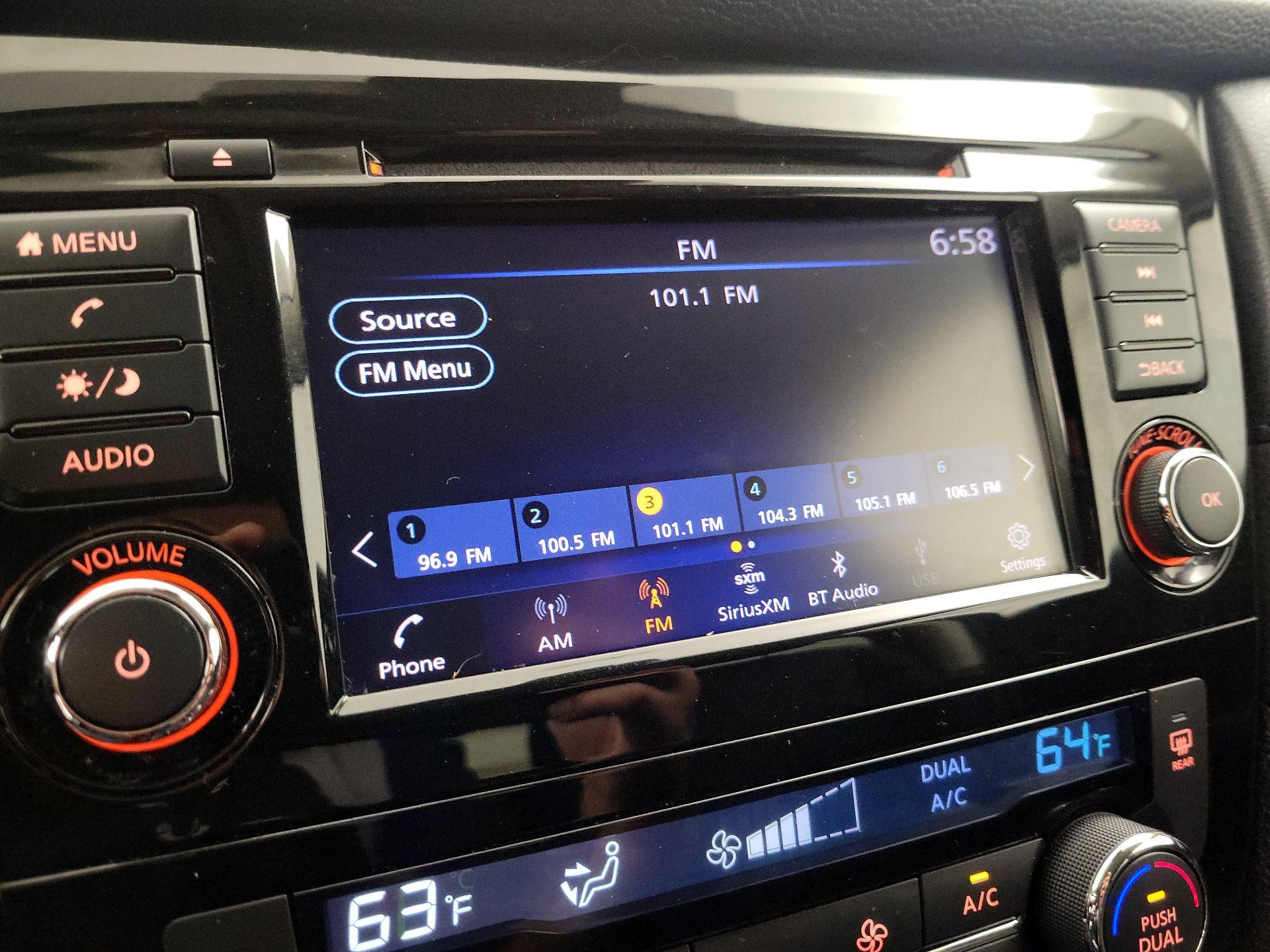 Thumbnail: 2019 Nissan Rogue - 15