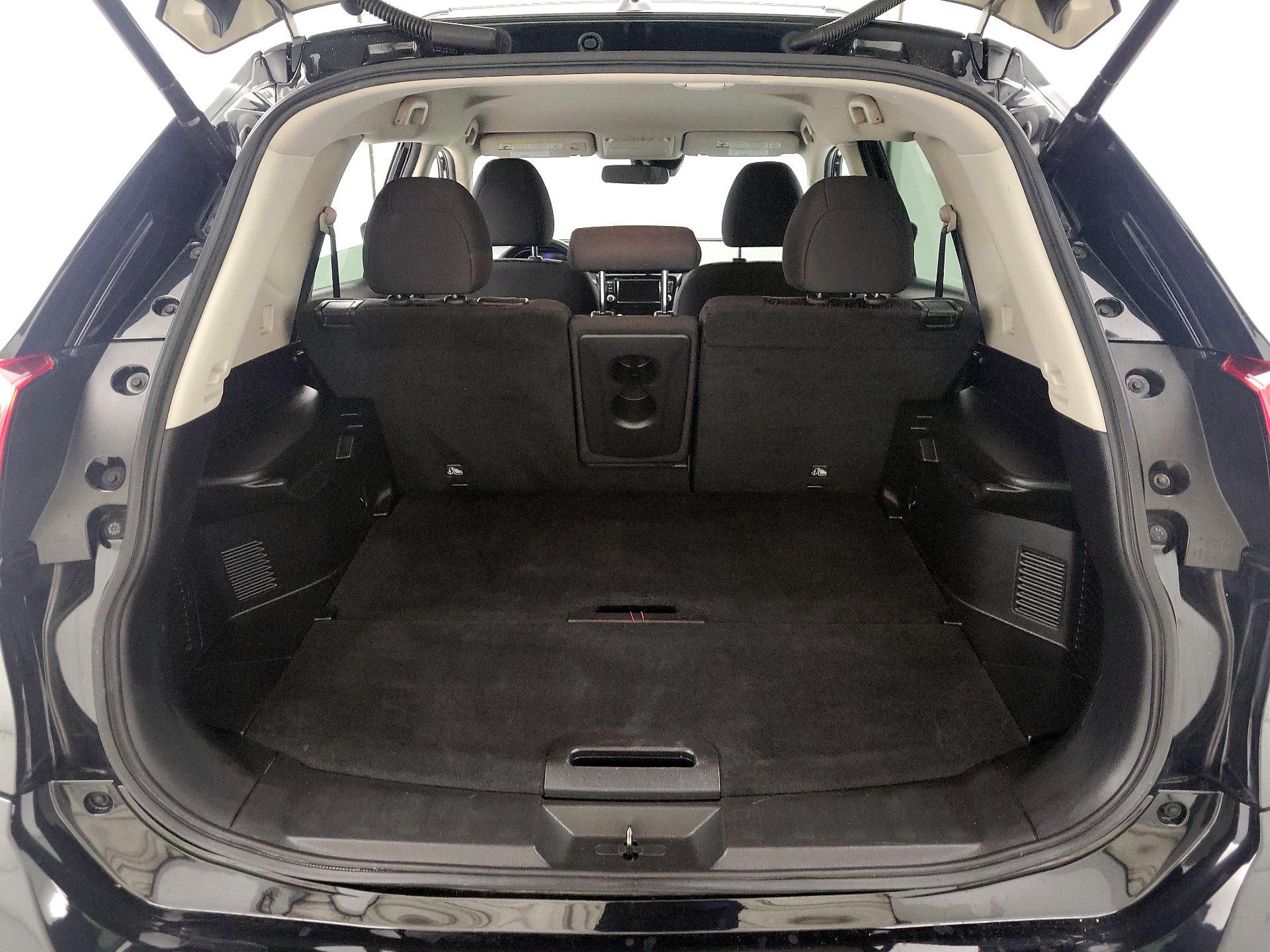 Thumbnail: 2019 Nissan Rogue - 20