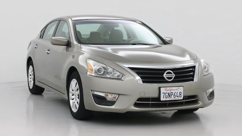 2014 Nissan Altima S Hero Image