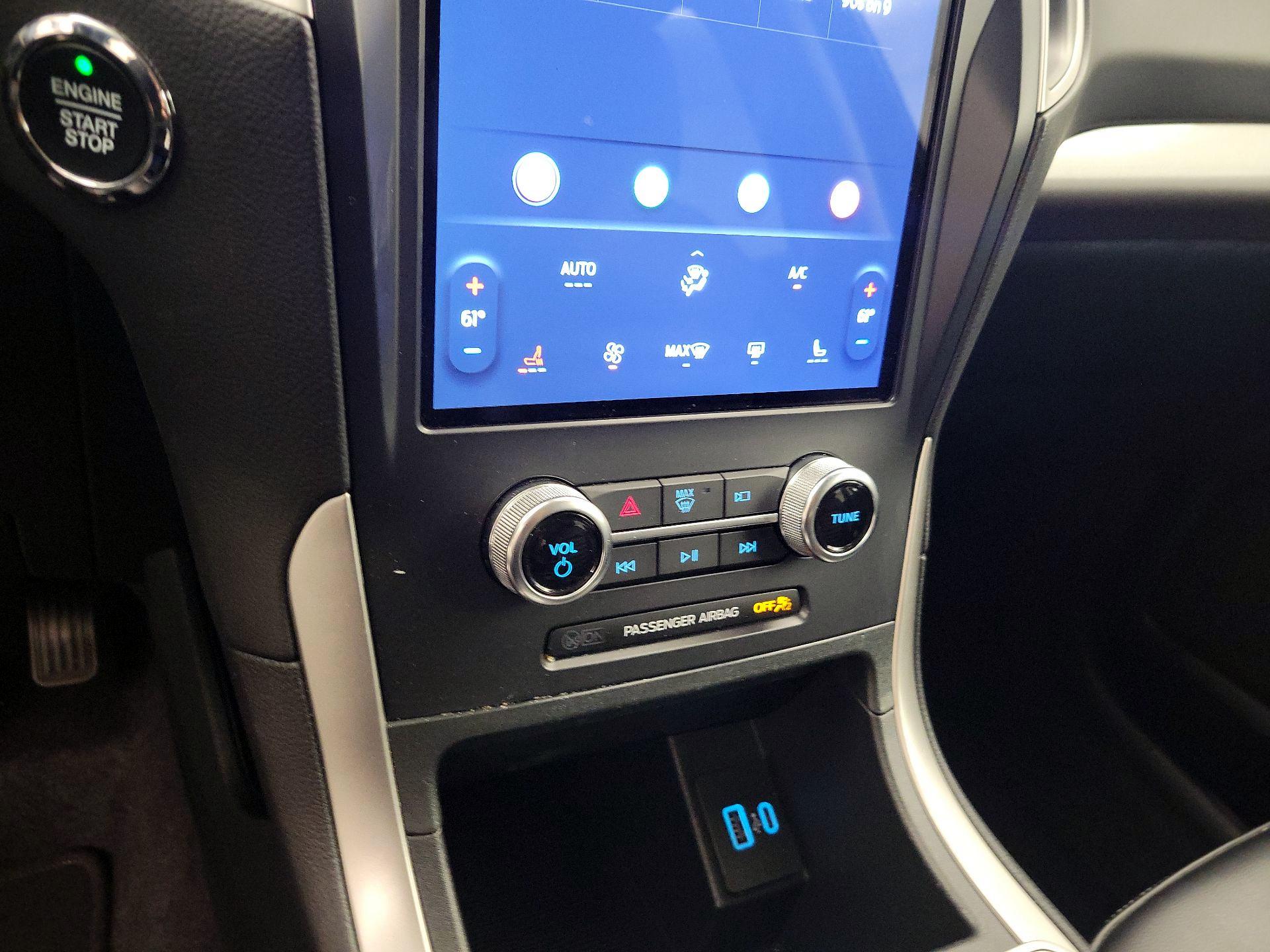 Thumbnail: 2024 Ford Edge - 17