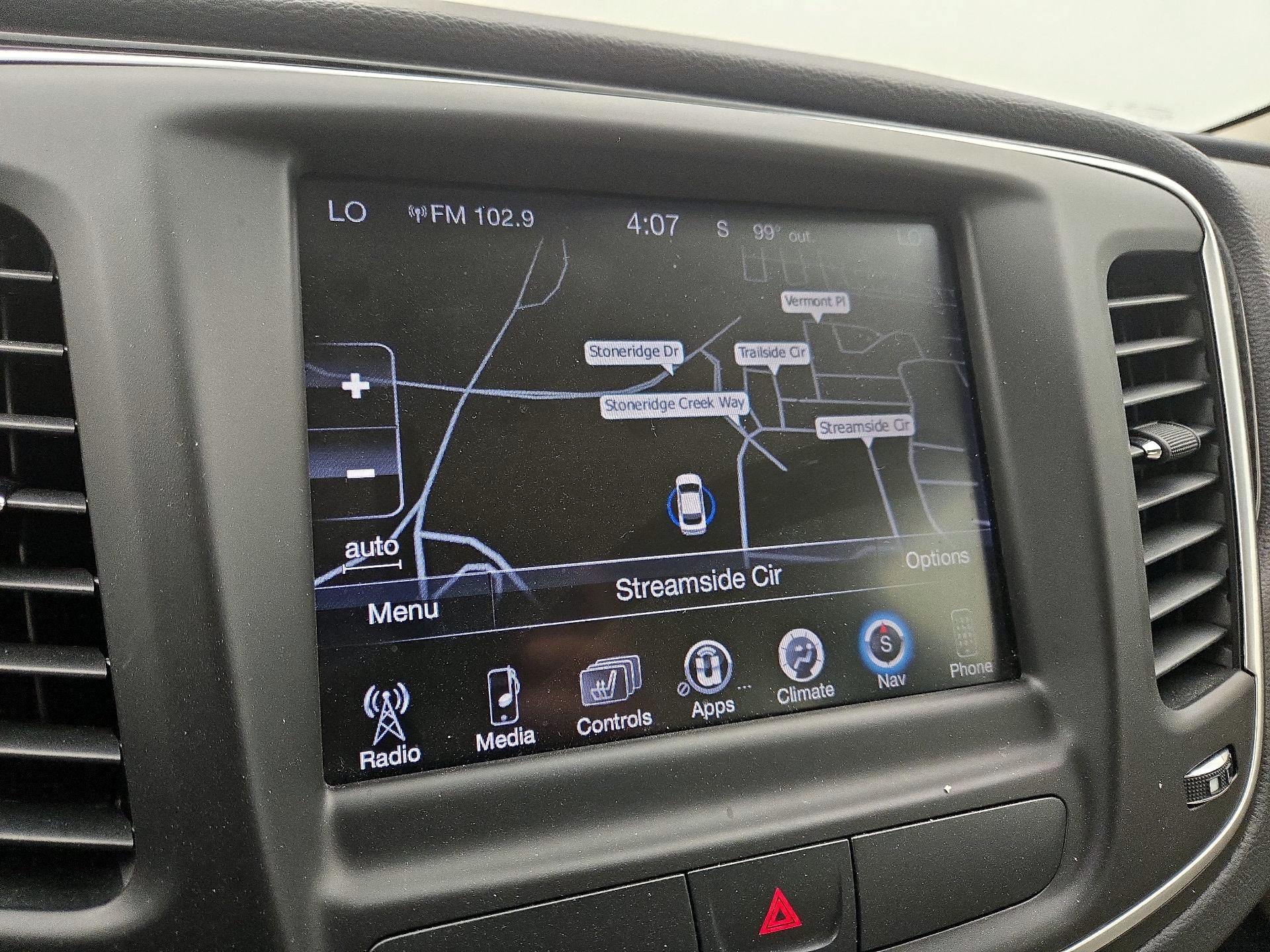Thumbnail: 2015 Chrysler 200 - 14