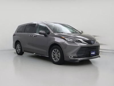 2022 Toyota Sienna XLE -
                Sacramento, CA