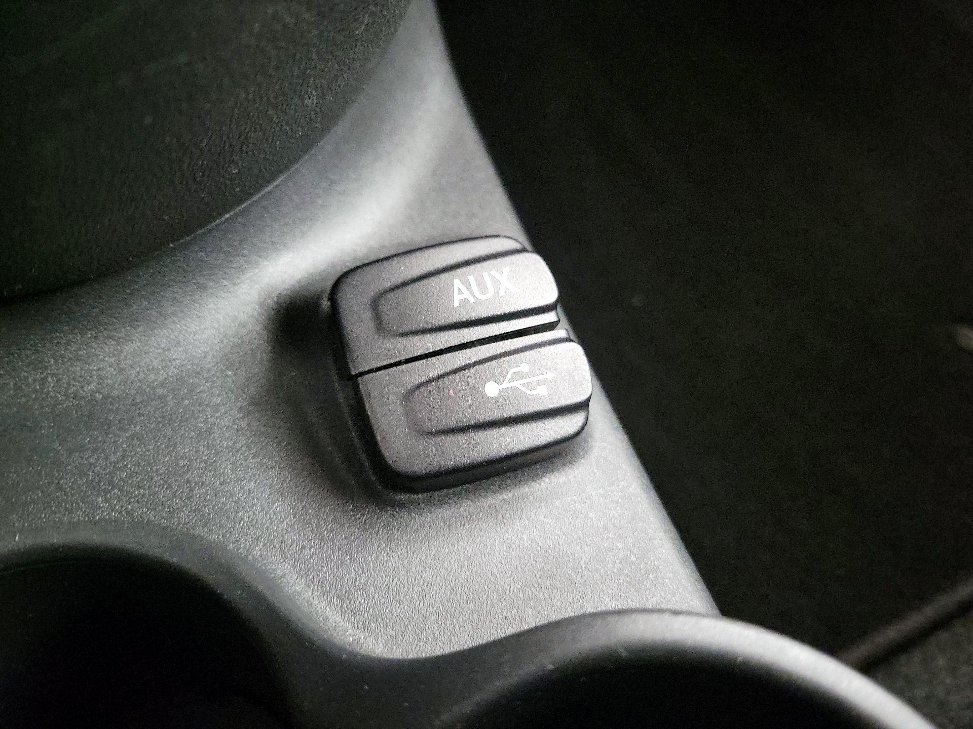 Thumbnail: 2015 Fiat 500 - 15