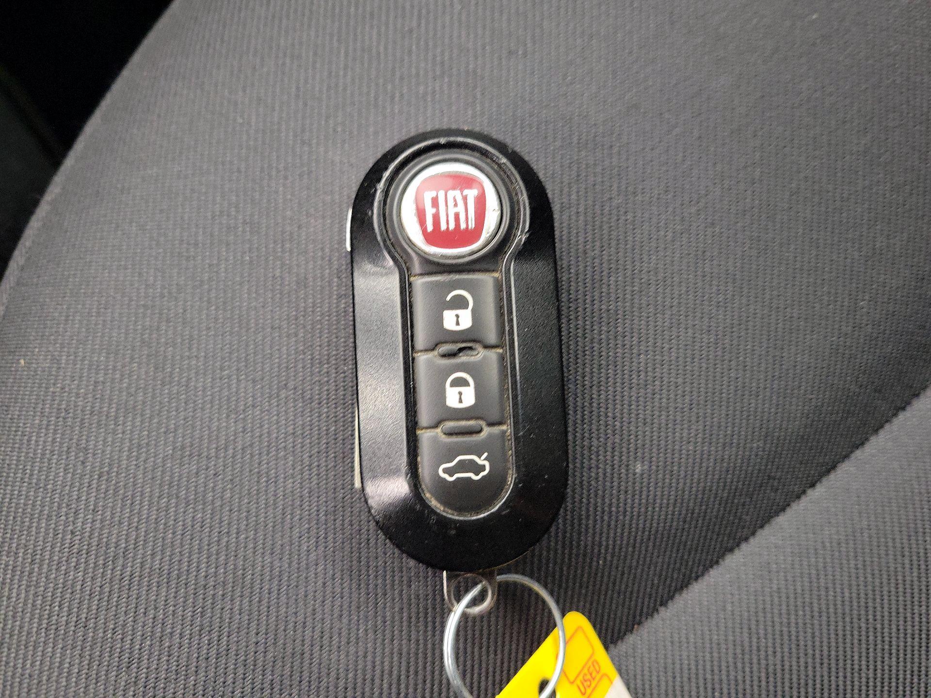 Thumbnail: 2015 Fiat 500 - 18