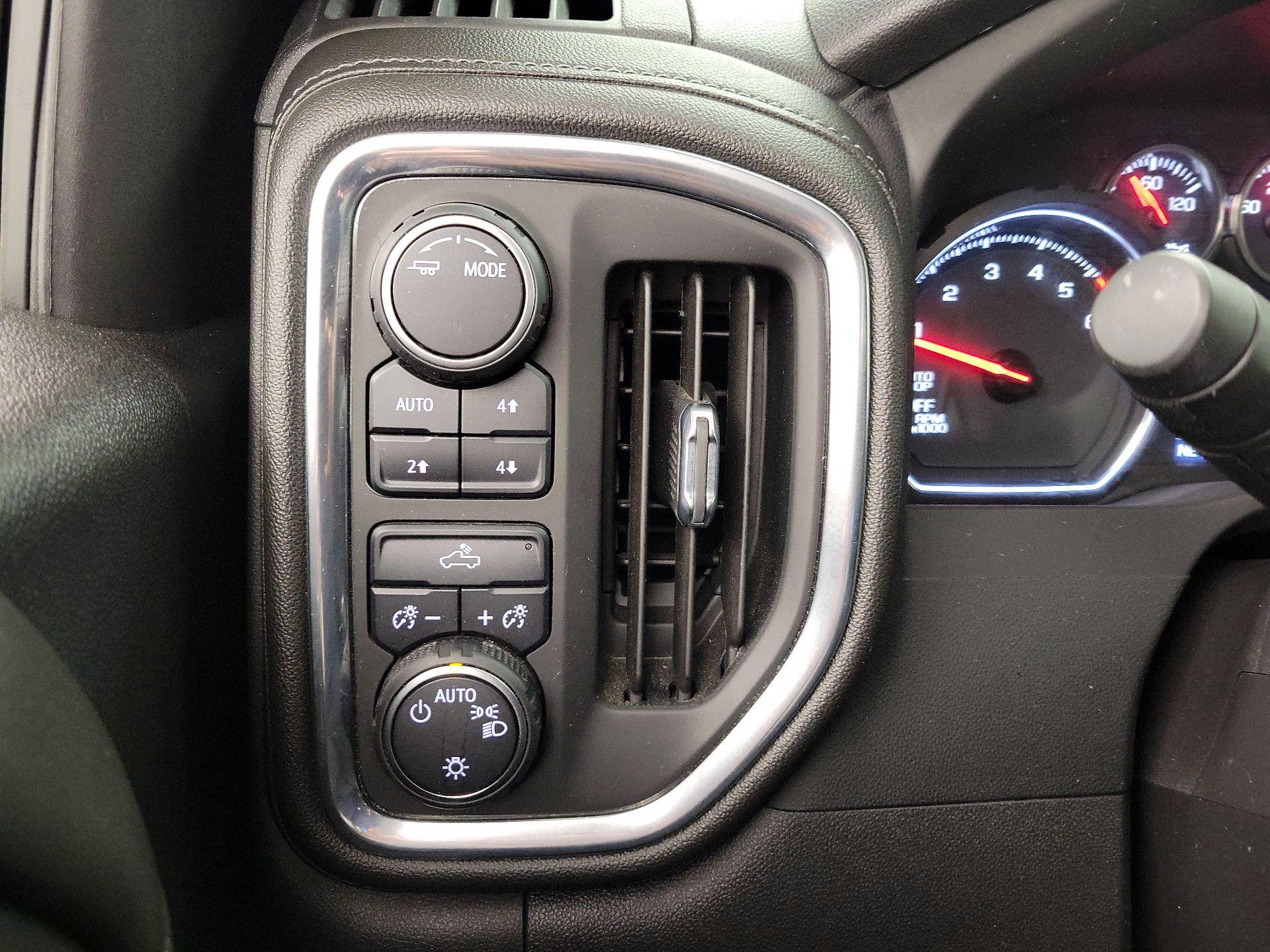 Thumbnail: 2022 Chevrolet Silverado 1500 - 13