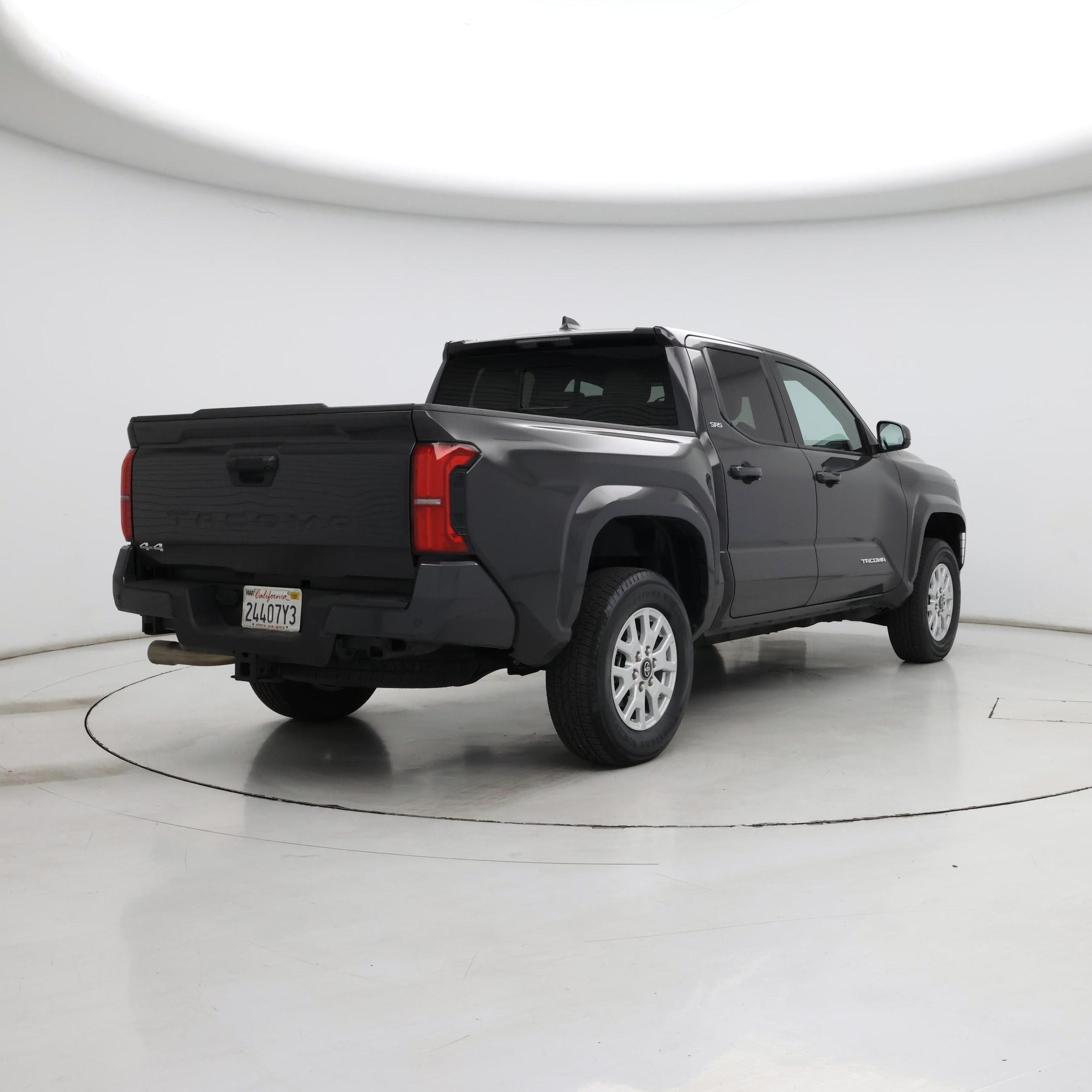 Thumbnail: 2024 Toyota Tacoma - 8