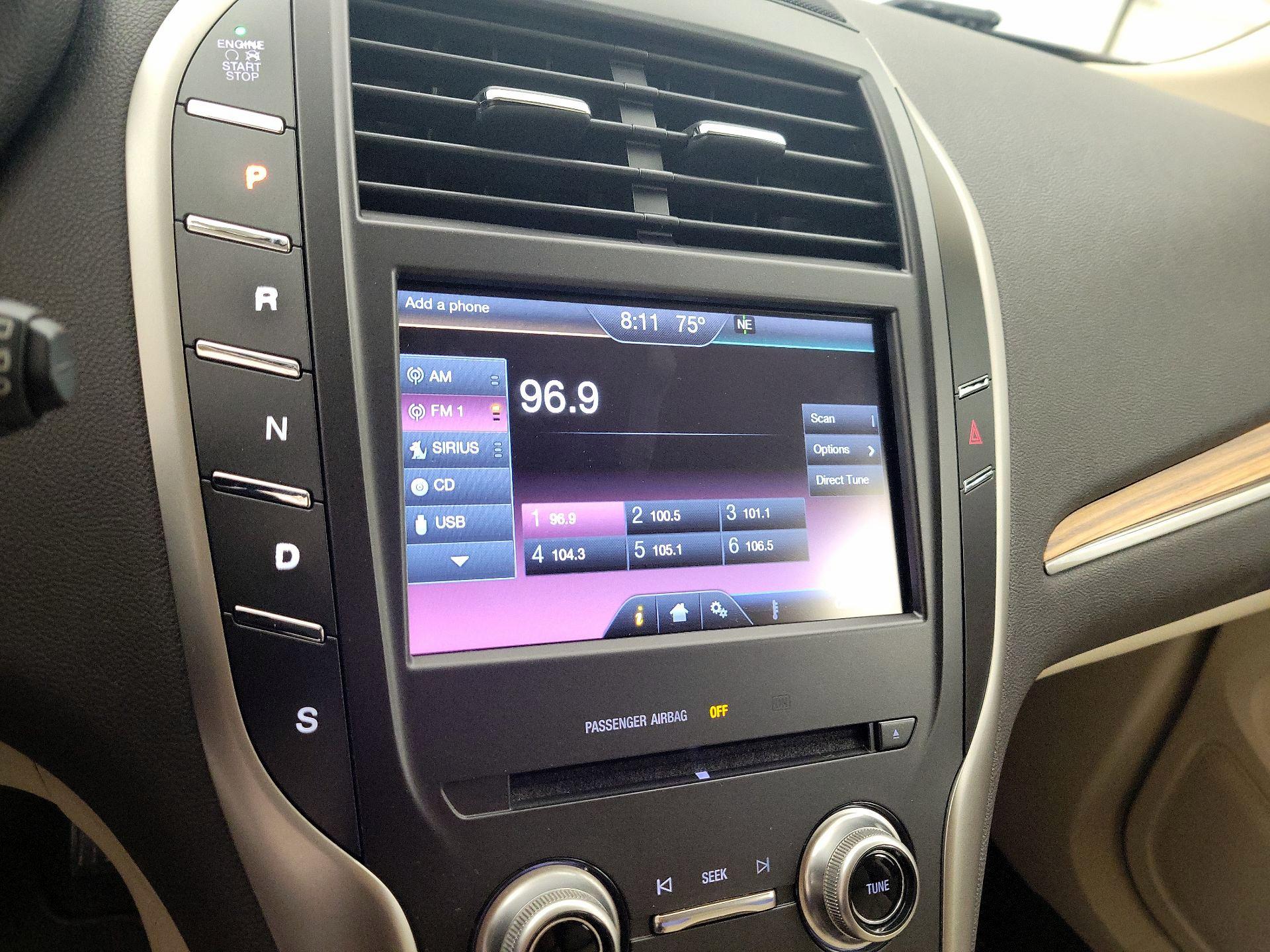 Thumbnail: 2015 Lincoln MKC - 16