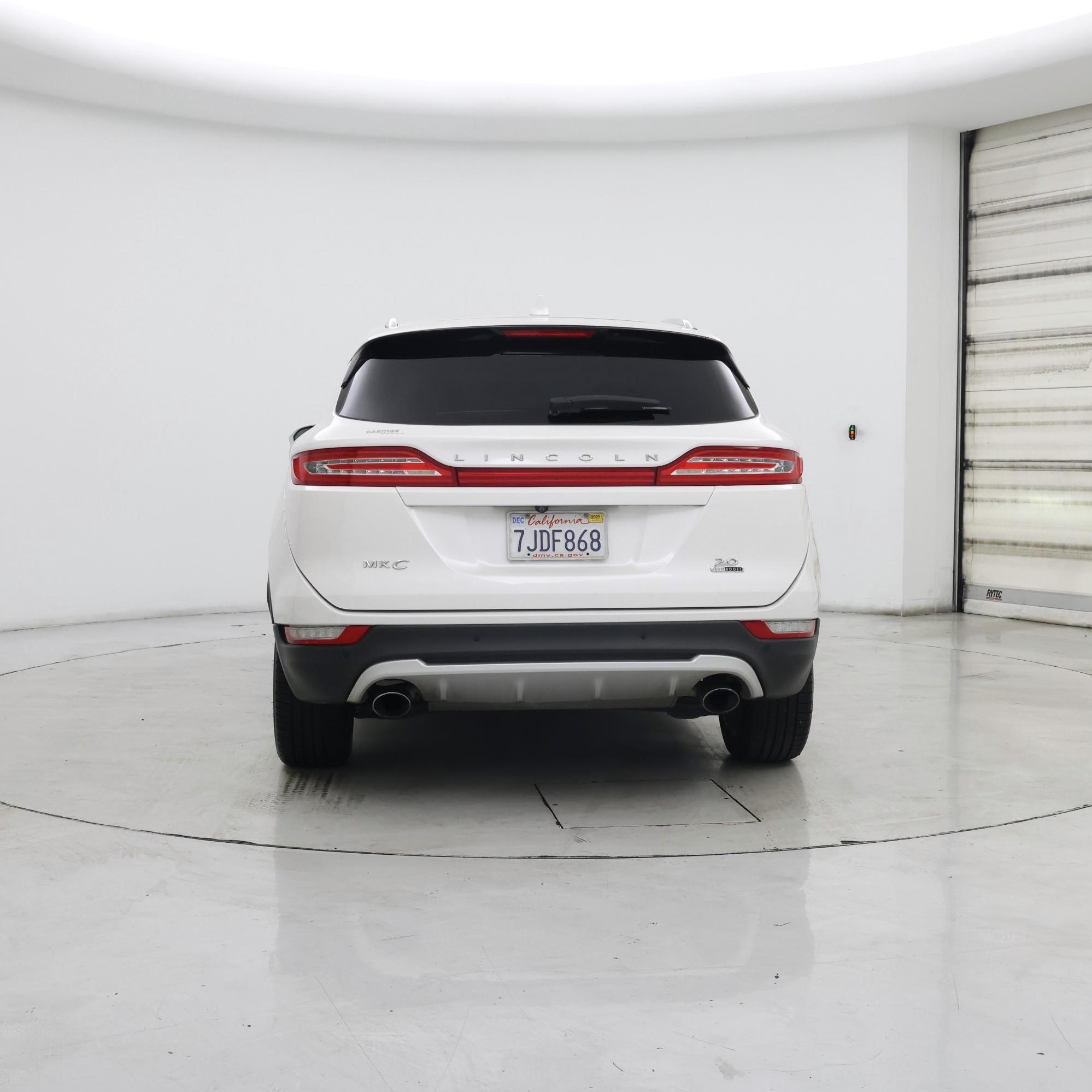 Thumbnail: 2015 Lincoln MKC - 6