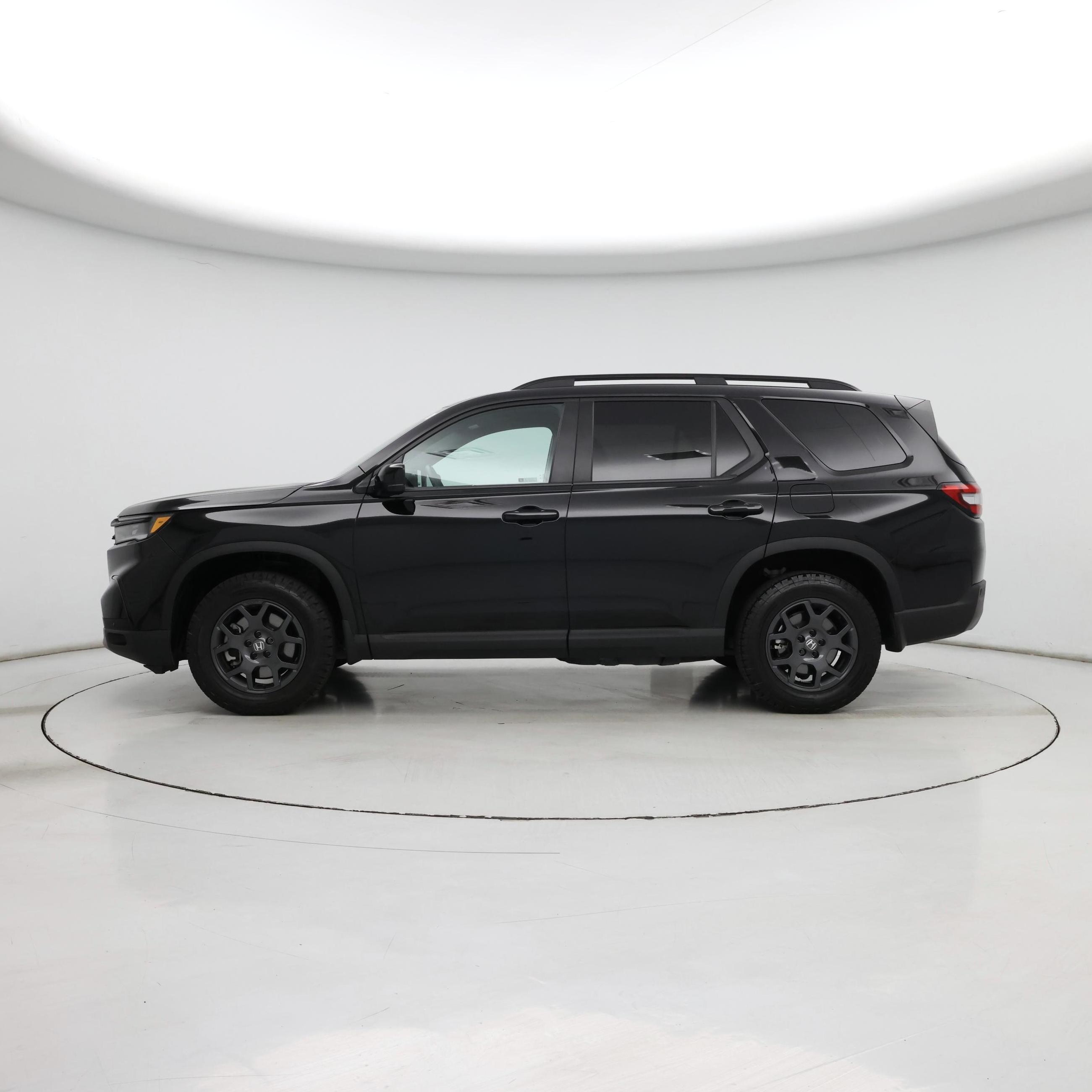 Thumbnail: 2024 Honda Pilot - 3