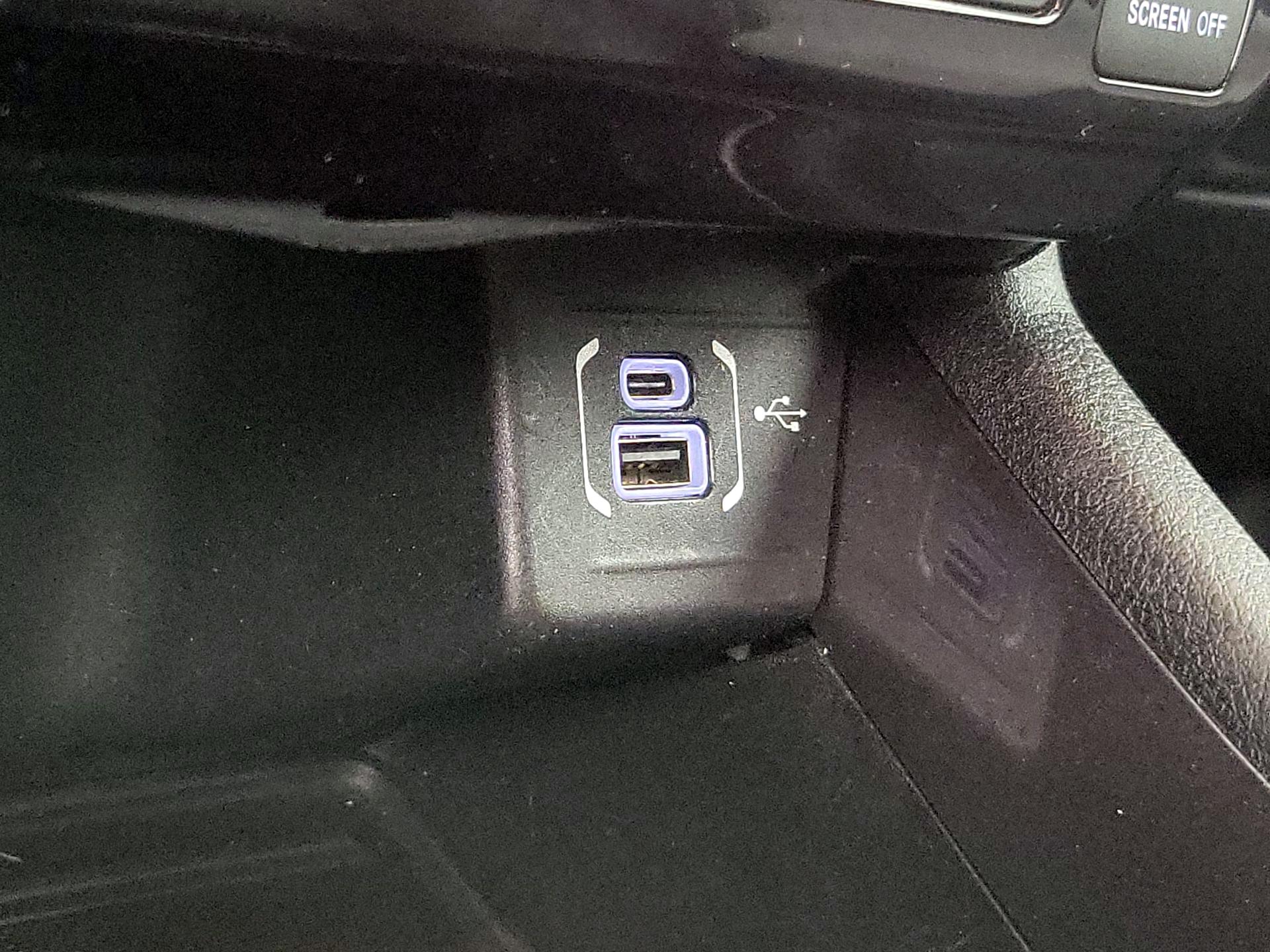 Thumbnail: 2022 Jeep Compass - 18