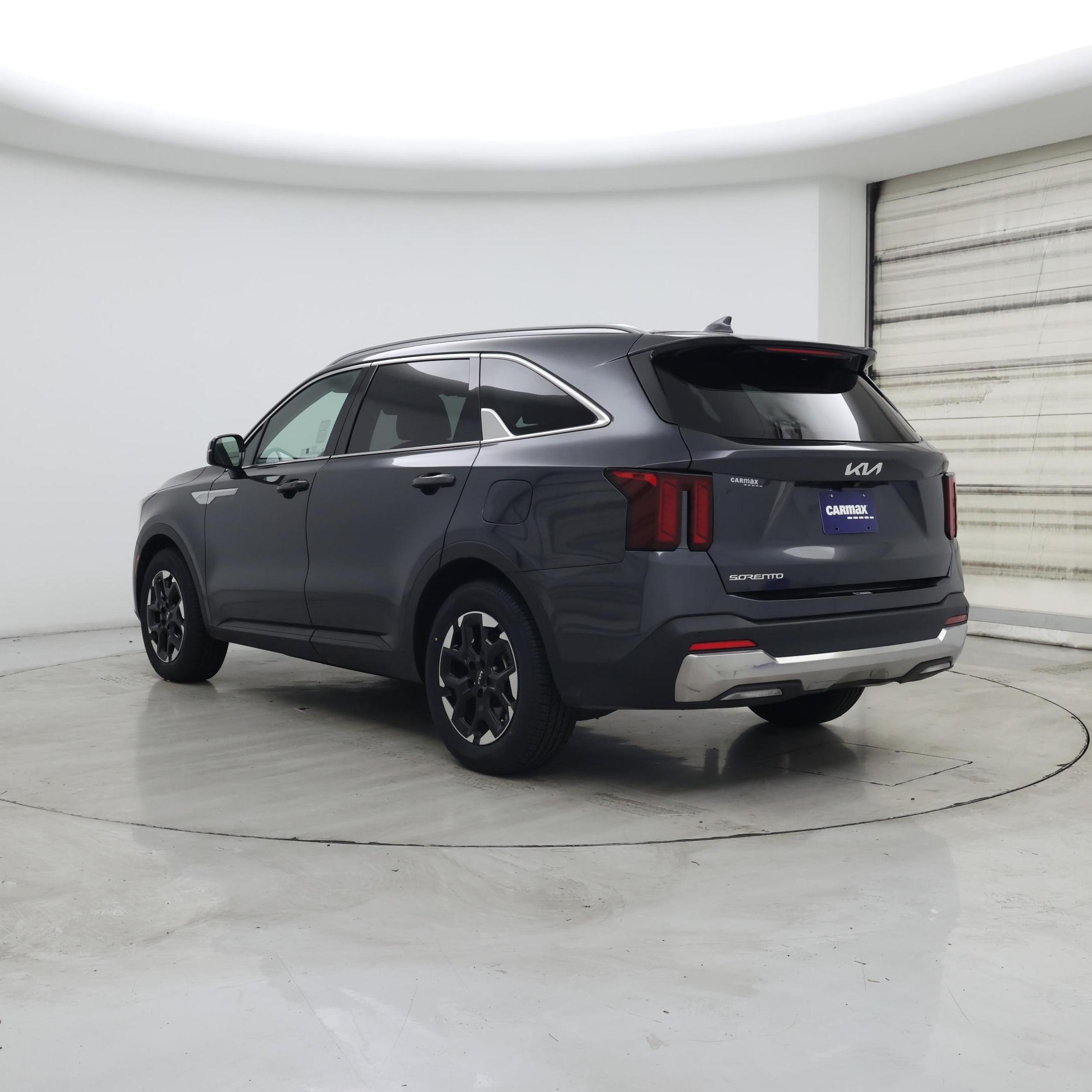 Thumbnail: 2024 Kia Sorento - 2