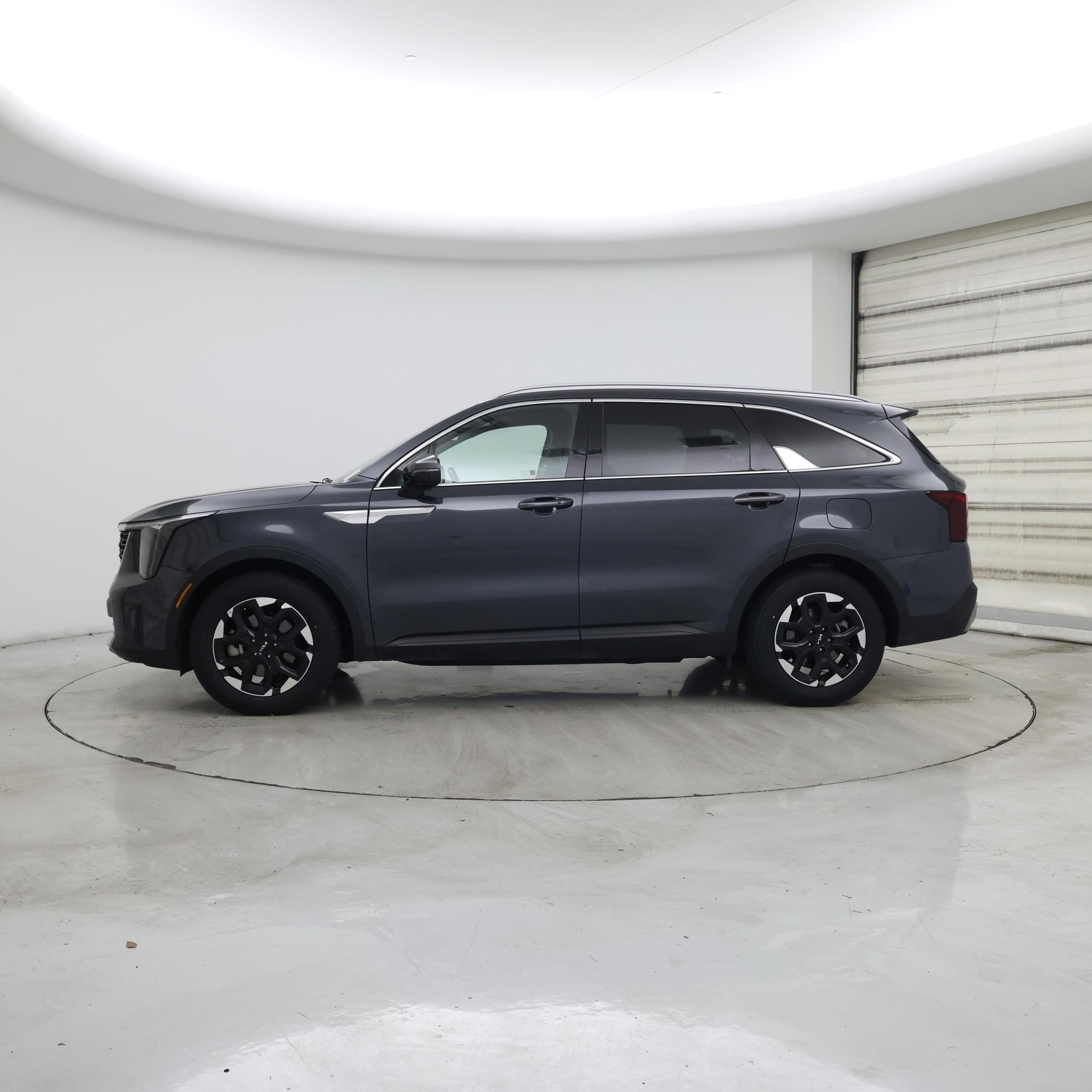 Thumbnail: 2024 Kia Sorento - 3
