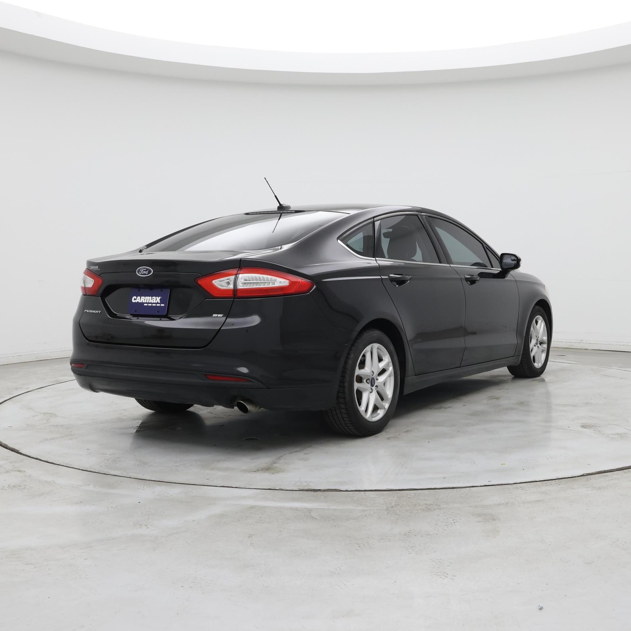 Thumbnail: 2015 Ford Fusion - 8