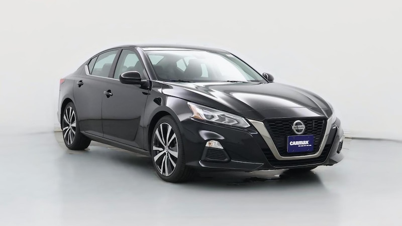 2022 Nissan Altima SR Hero Image