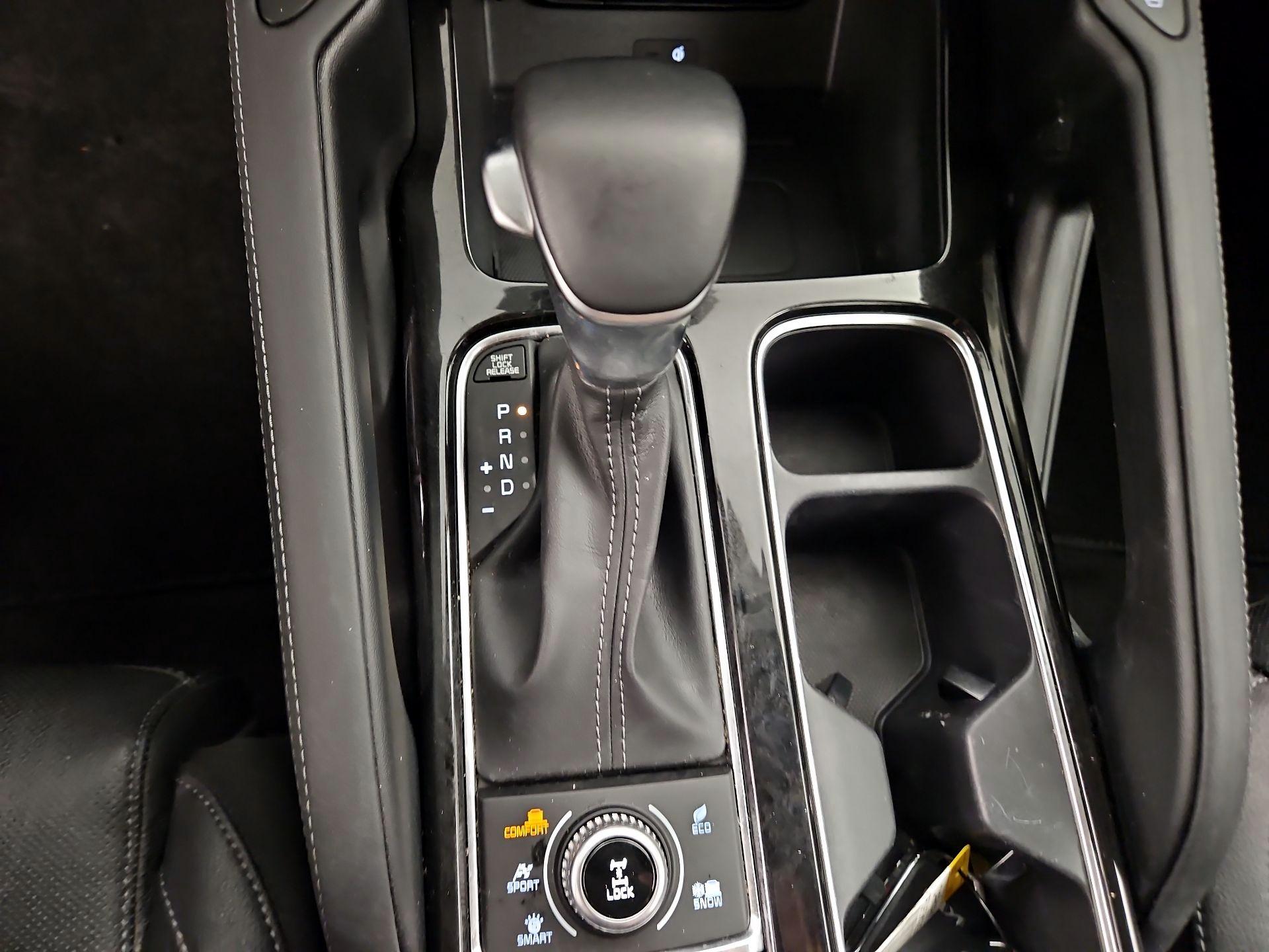 Thumbnail: 2022 Kia Telluride - 18