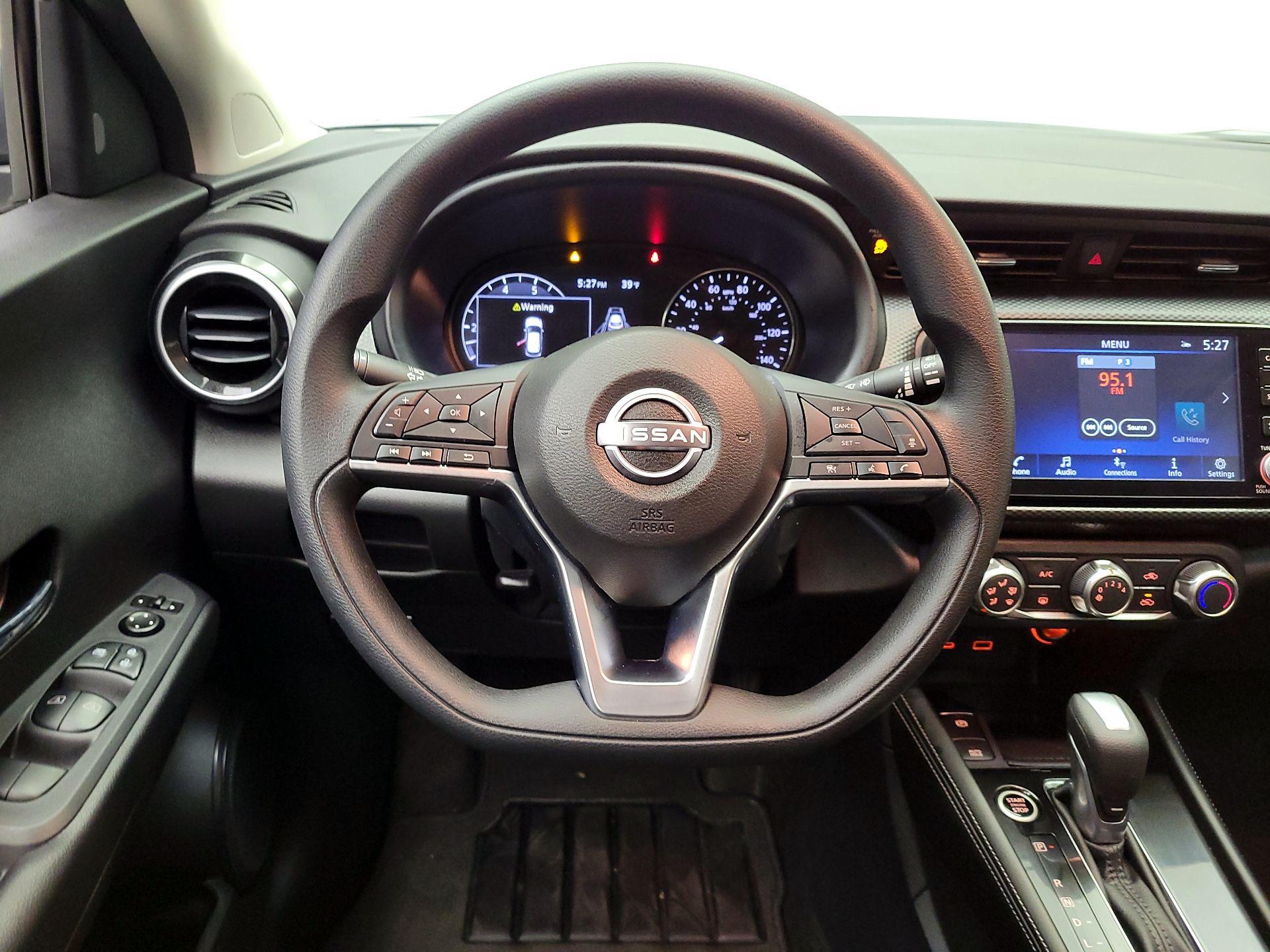 Thumbnail: 2024 Nissan Kicks - 10