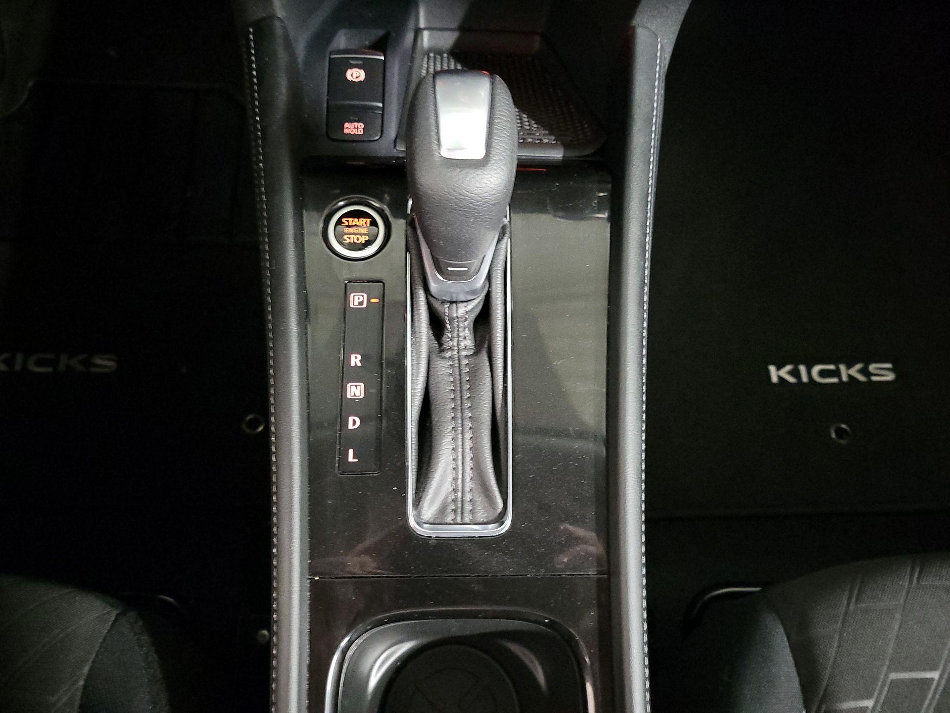 Thumbnail: 2024 Nissan Kicks - 16