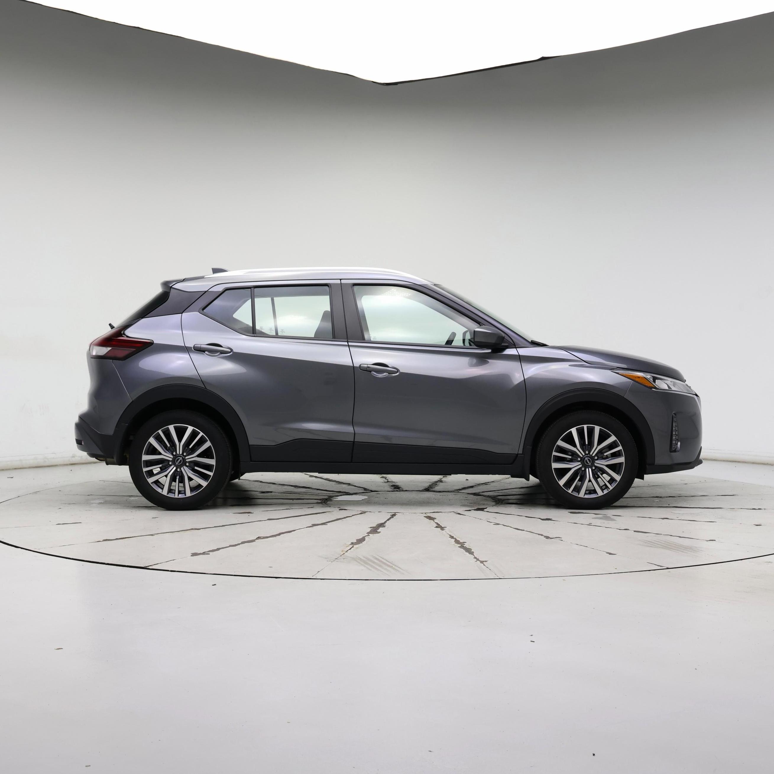 Thumbnail: 2024 Nissan Kicks - 7