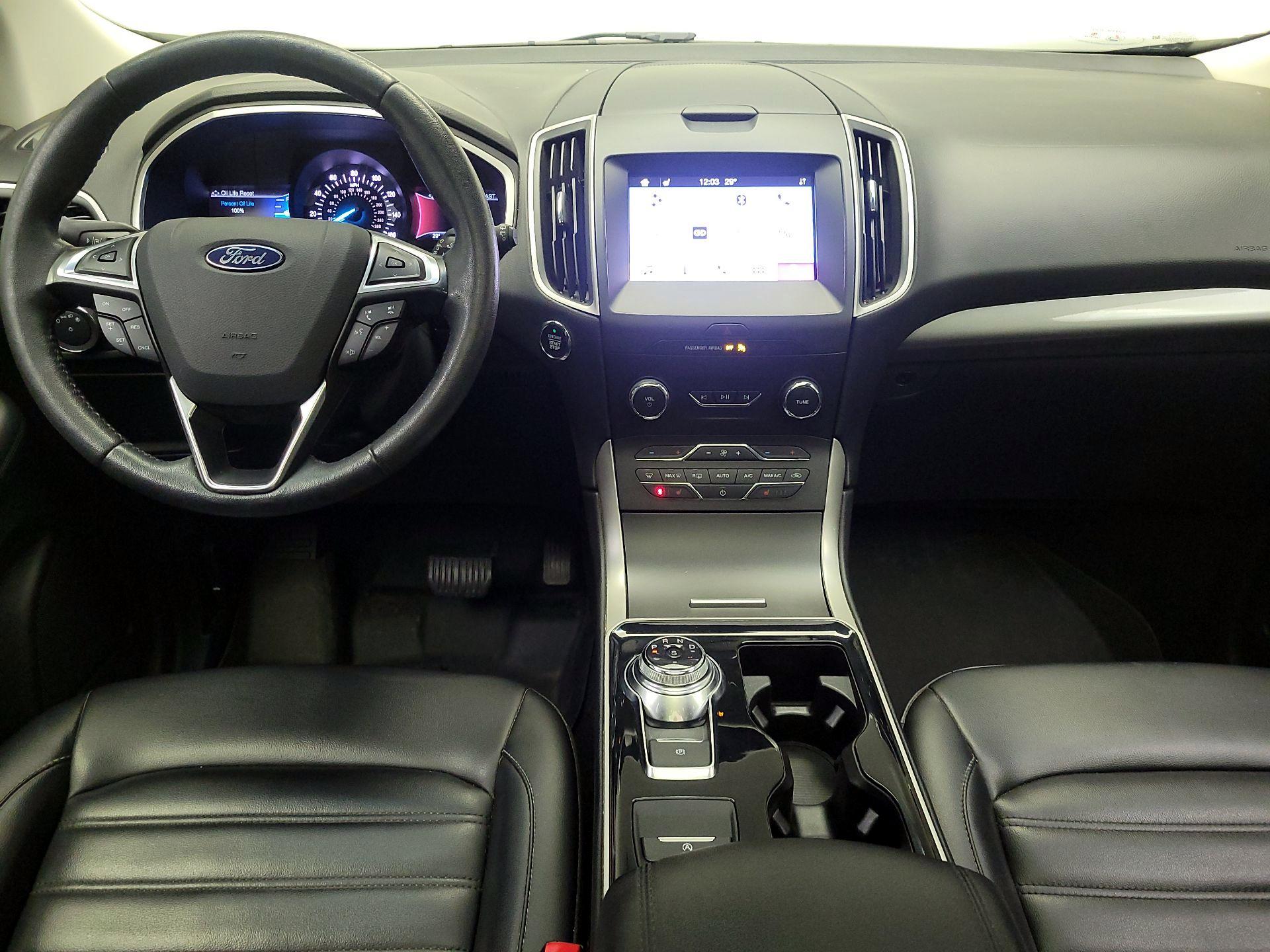Thumbnail: 2019 Ford Edge - 9