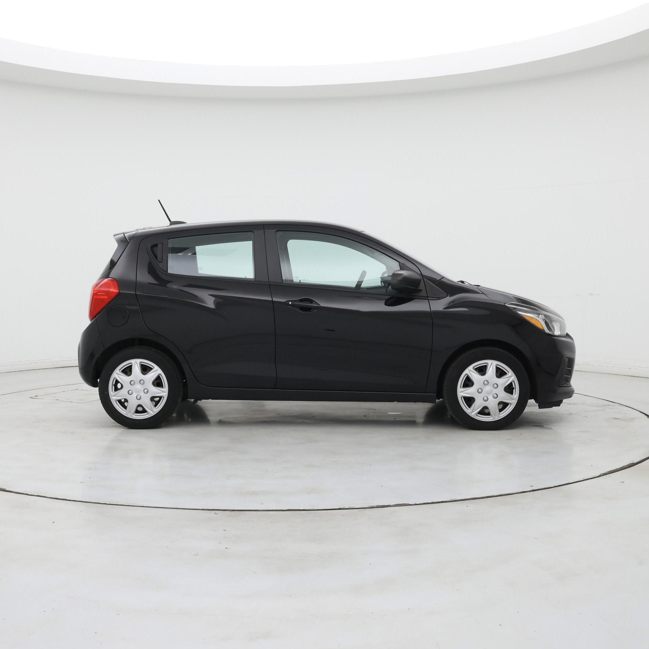 Thumbnail: 2017 Chevrolet Spark - 7