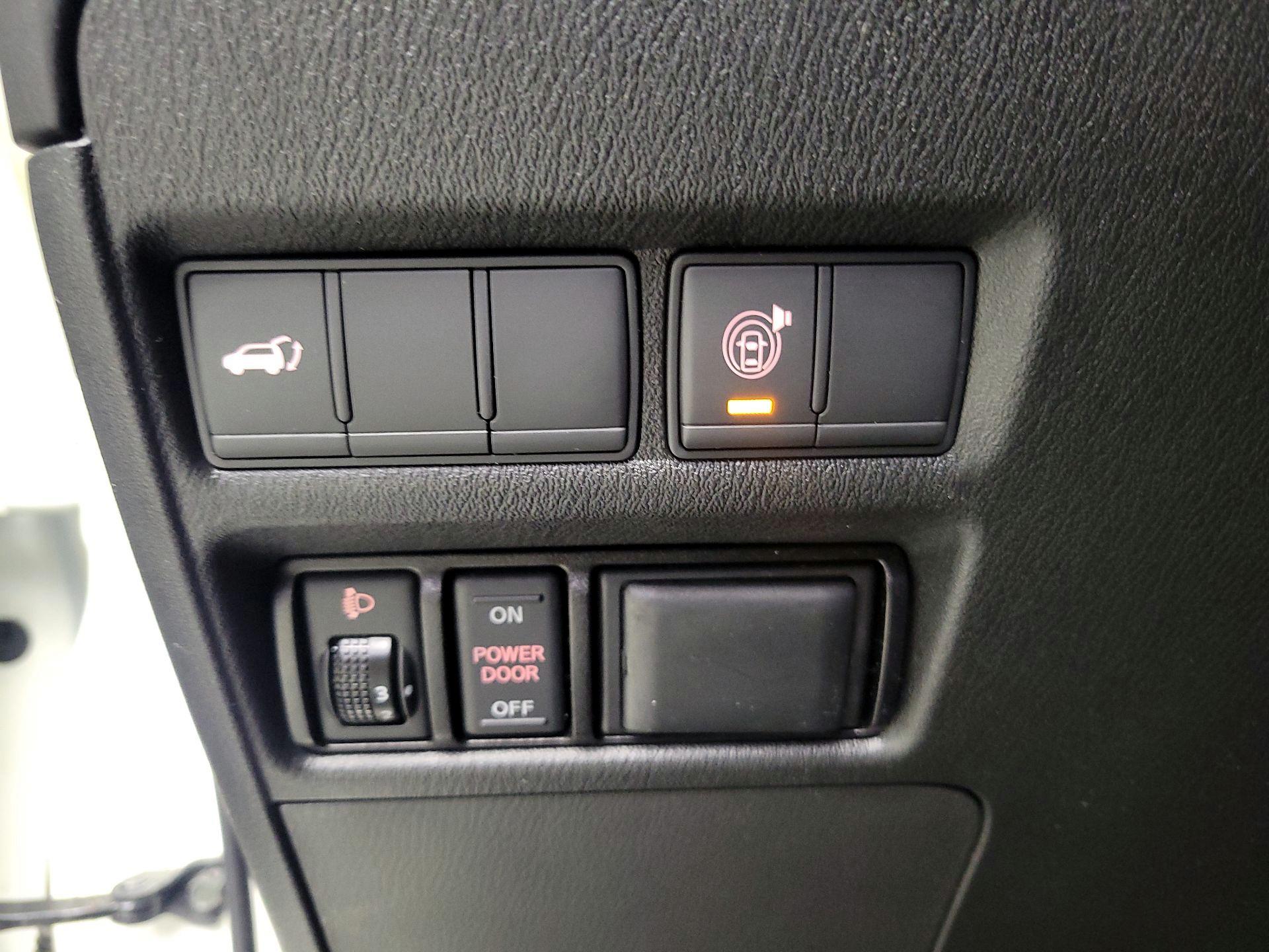 Thumbnail: 2018 Nissan Armada - 13