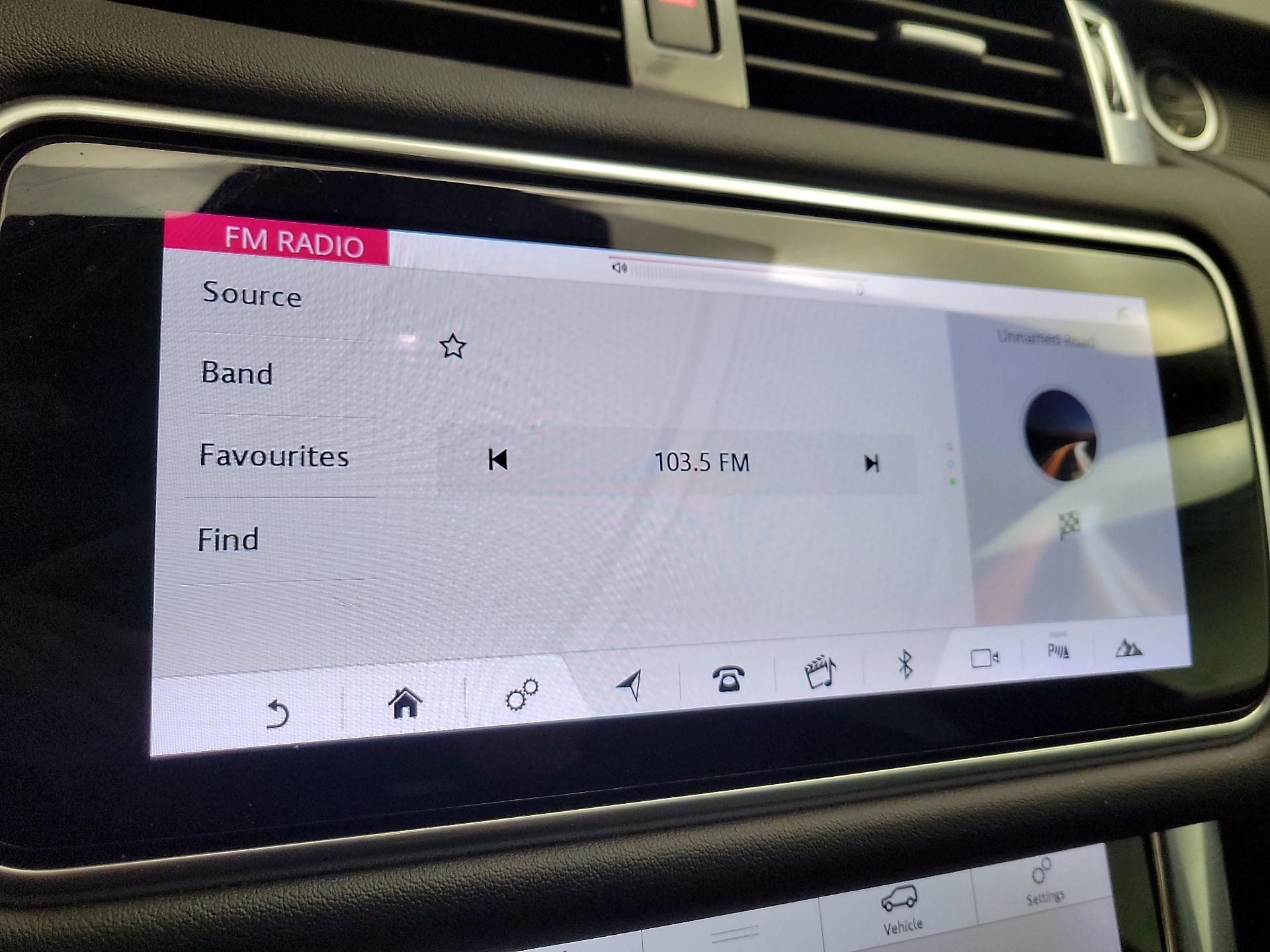 Thumbnail: 2020 Land Rover Range Rover Sport - 16