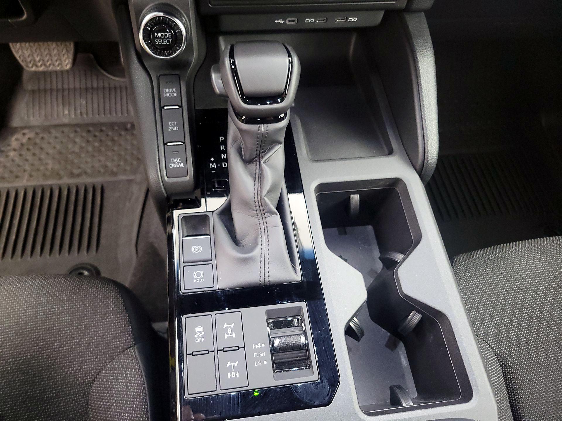 Thumbnail: 2024 Toyota Land Cruiser - 18
