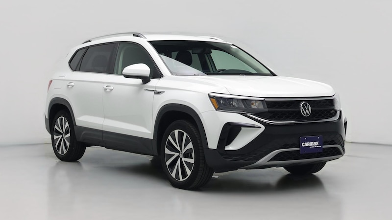 2022 Volkswagen Taos SE Hero Image
