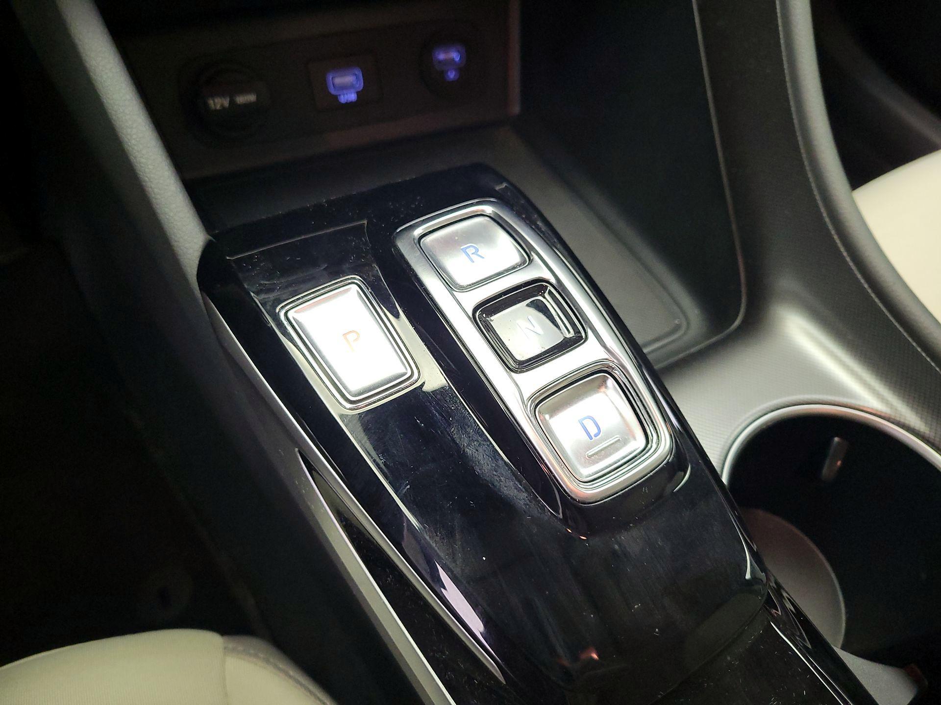 Thumbnail: 2023 Hyundai Sonata - 17