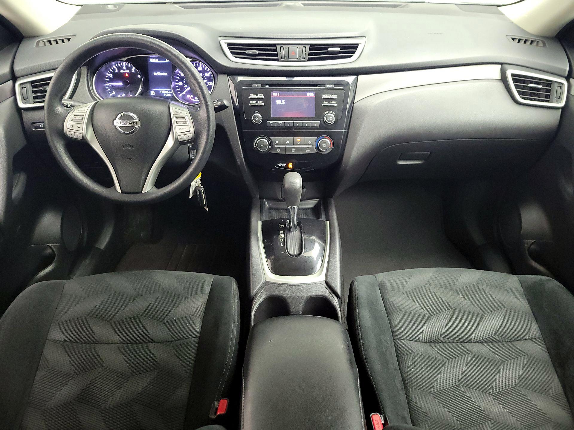 Thumbnail: 2016 Nissan Rogue - 9
