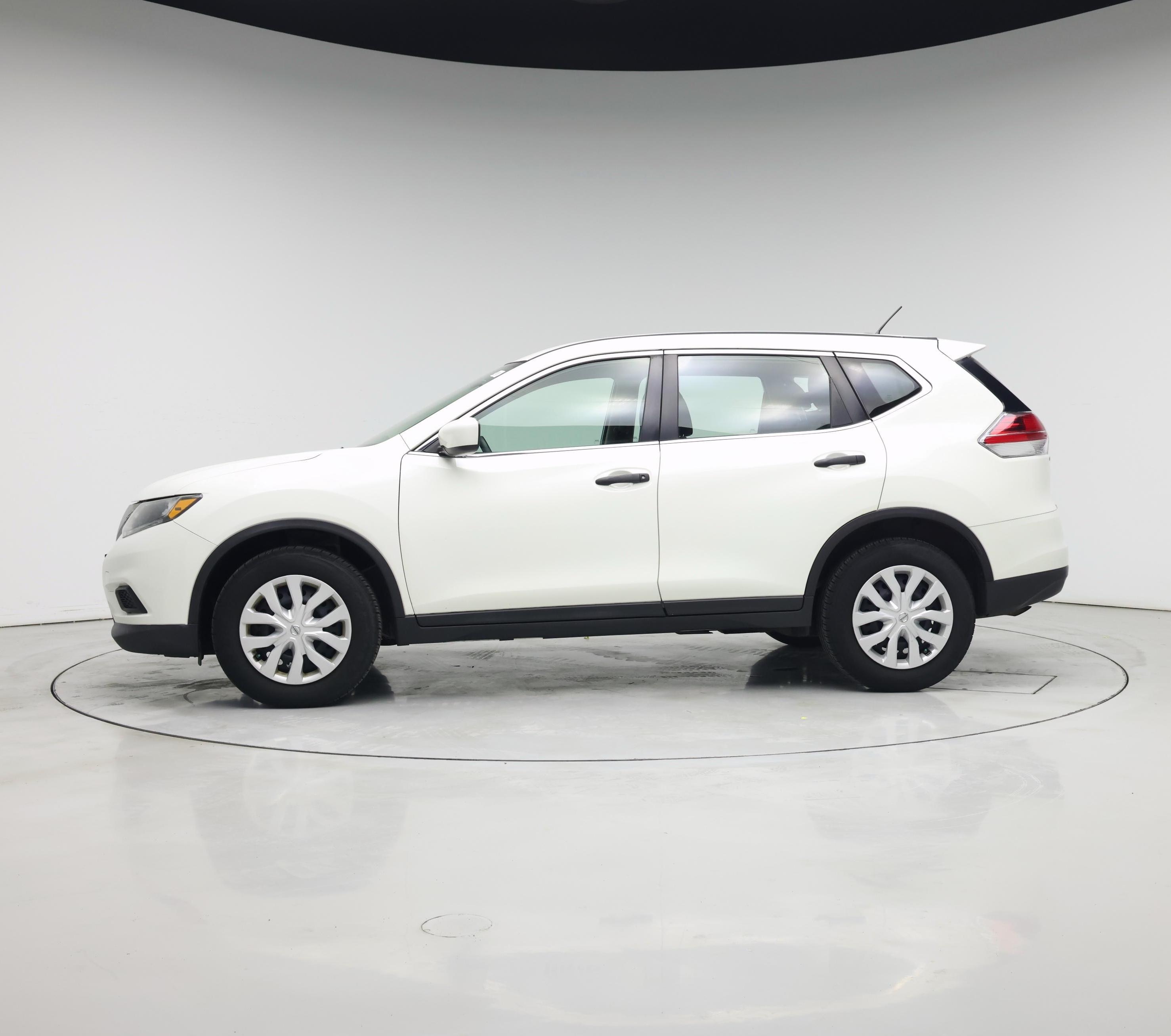Thumbnail: 2016 Nissan Rogue - 3